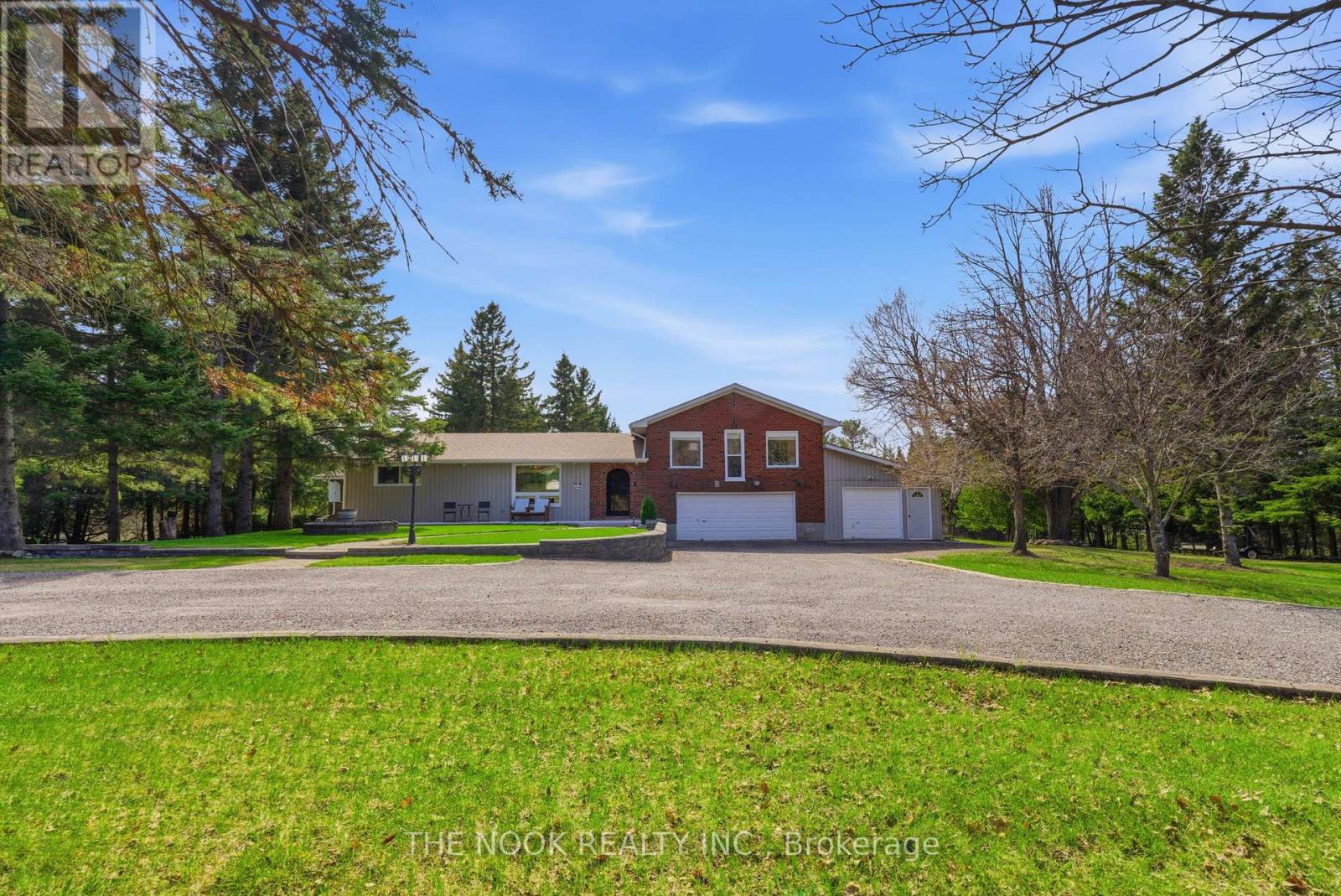 201 Ski Hill Road, Kawartha Lakes (Manvers), Ontario  L0A 1A0 - Photo 2 - X13798850
