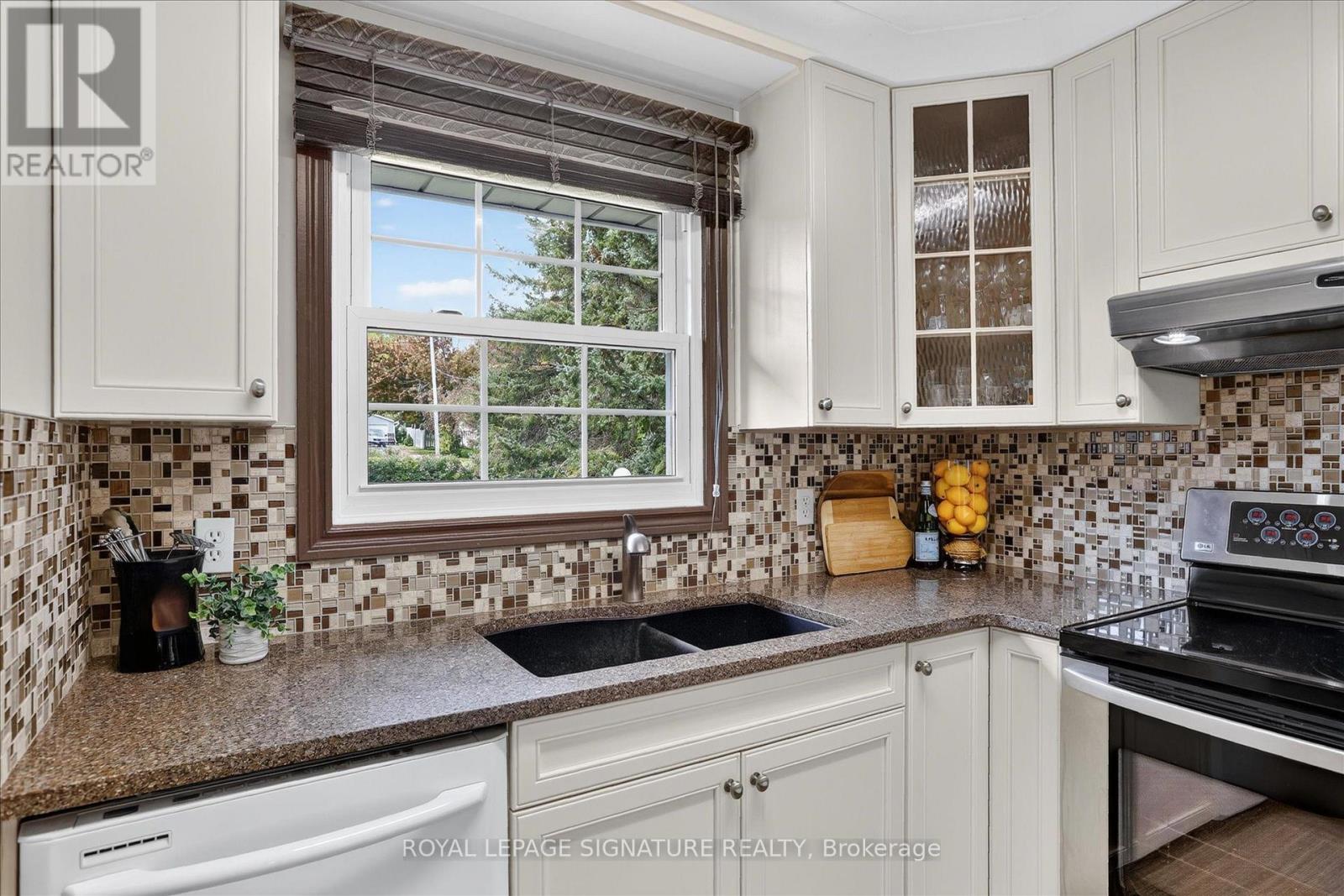 16 Lawrence Street S, Kawartha Lakes (Emily), Ontario  K9J 6X3 - Photo 14 - X13799374