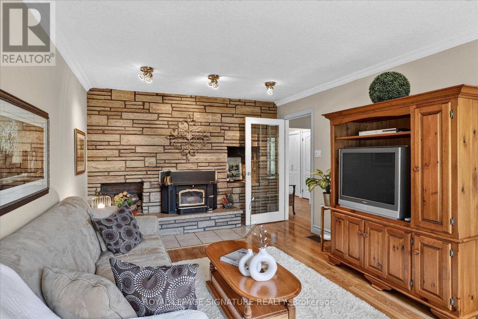 16 Lawrence Street S, Kawartha Lakes (Emily), Ontario  K9J 6X3 - Photo 27 - X13799374