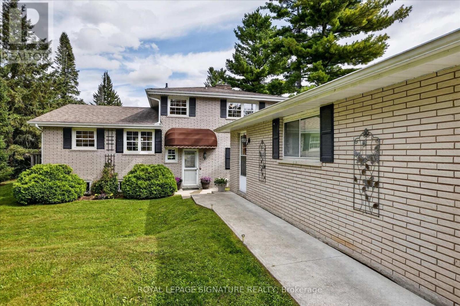 16 Lawrence Street S, Kawartha Lakes (Emily), Ontario  K9J 6X3 - Photo 3 - X13799374
