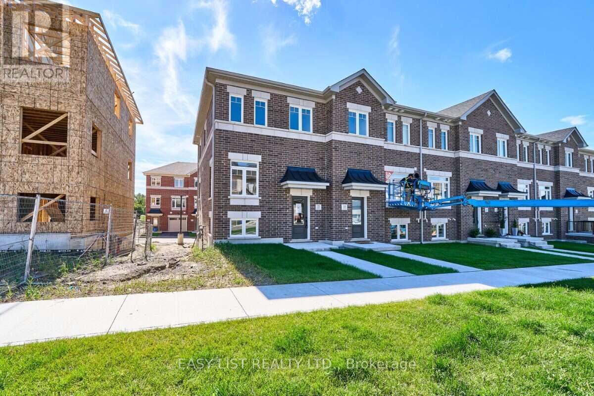22 Nady Lane, Clarington (Newcastle), Ontario  L1B 0X4 - Photo 2 - E13799884
