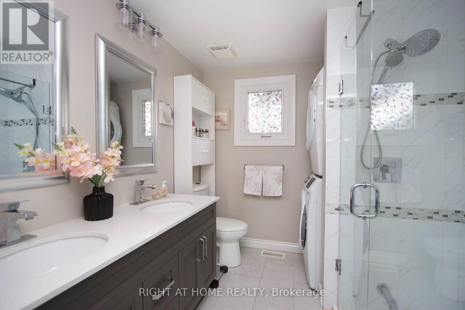 13 Cornerbrook Court, Clarington (Newcastle), Ontario  L1B 1B7 - Photo 23 - E13800880