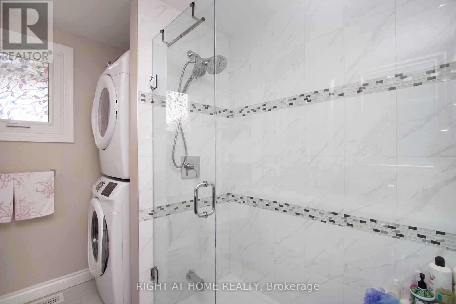 13 Cornerbrook Court, Clarington (Newcastle), Ontario  L1B 1B7 - Photo 24 - E13800880