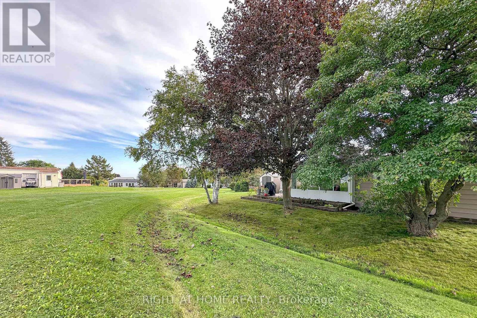 13 Cornerbrook Court, Clarington (Newcastle), Ontario  L1B 1B7 - Photo 30 - E13800880