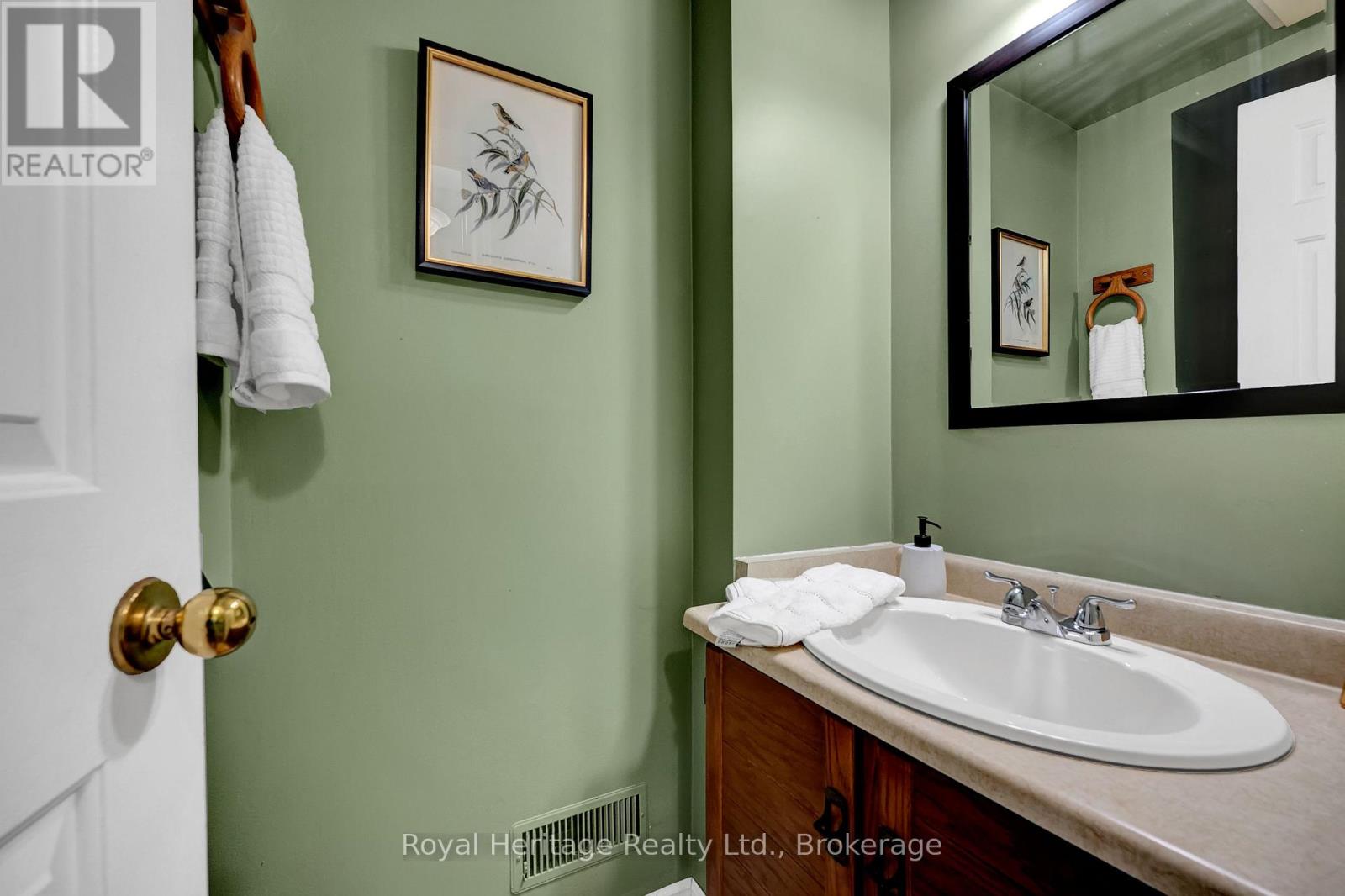 88 Hart Boulevard, Clarington (Newcastle), Ontario  L1B 1E4 - Photo 28 - E13801626