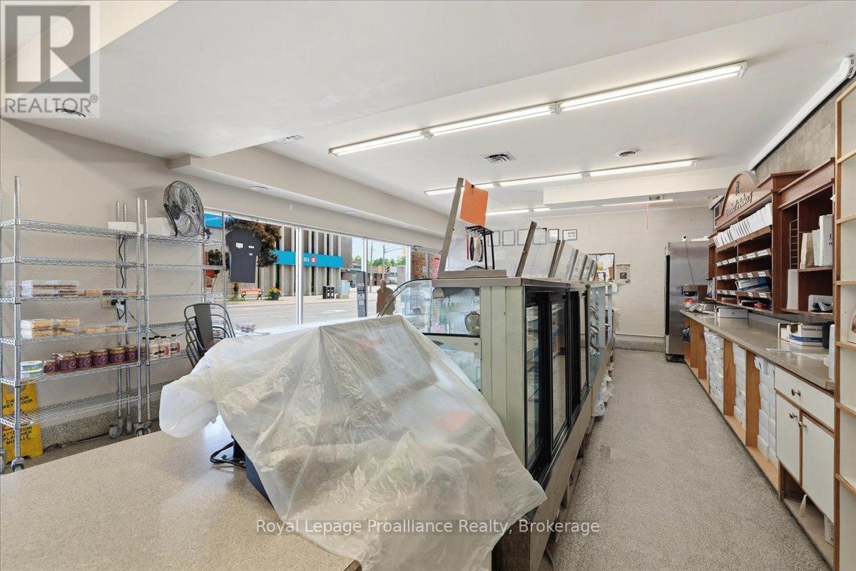 61 Bridge Street E, Trent Hills (Campbellford), Ontario  K0L 1L0 - Photo 14 - X13801826