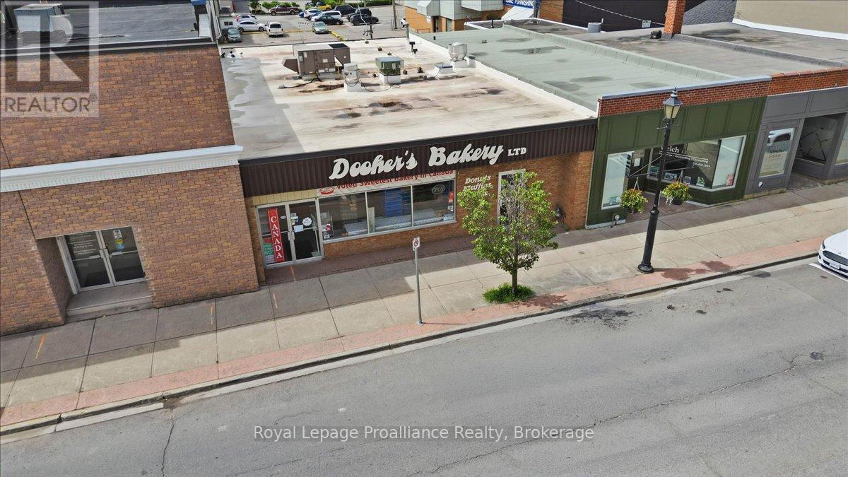 61 Bridge Street E, Trent Hills (Campbellford), Ontario  K0L 1L0 - Photo 2 - X13801826