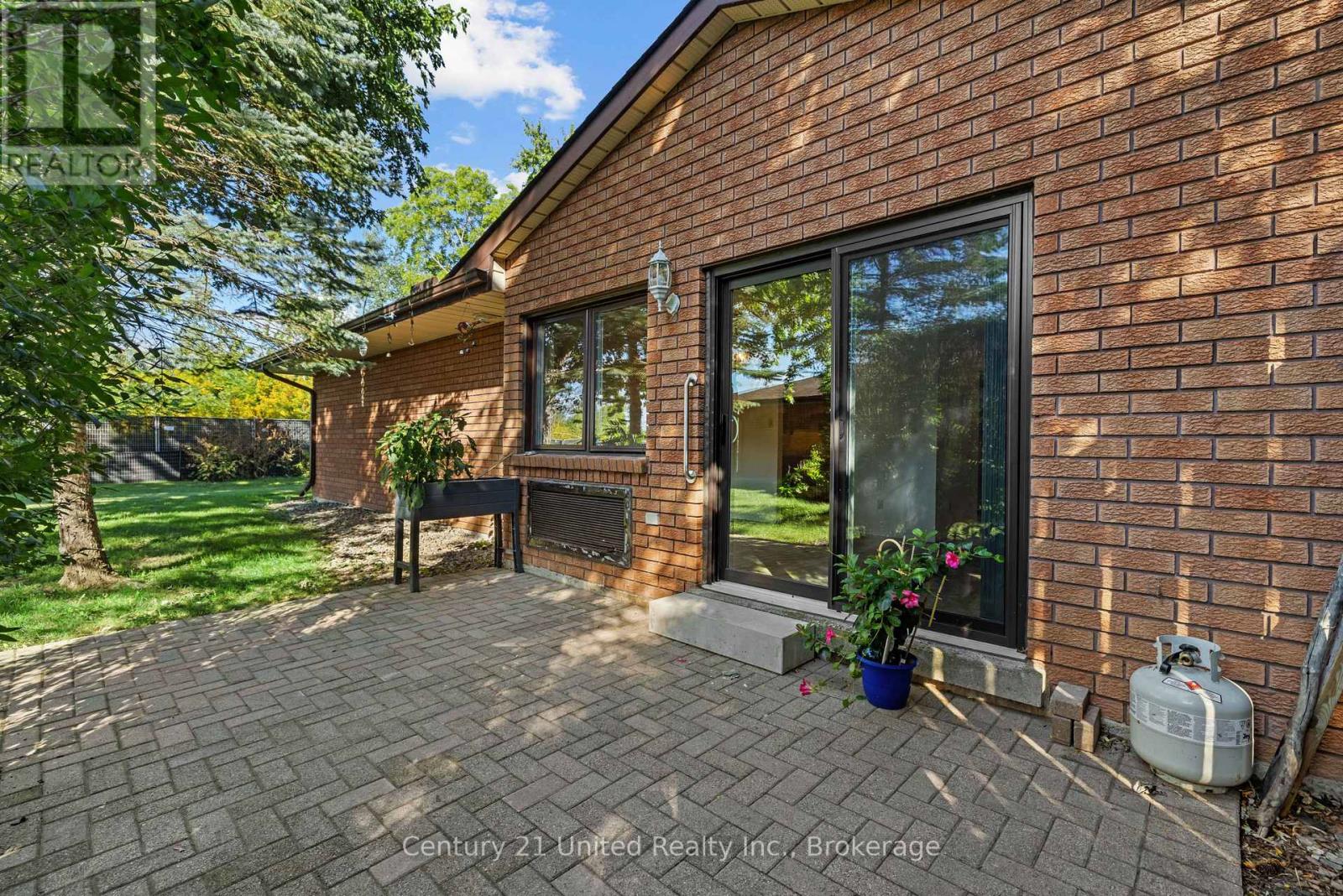 10 - 36 Champlain Crescent, Peterborough (Northcrest Ward 5), Ontario  K9L 1T1 - Photo 20 - X13802680