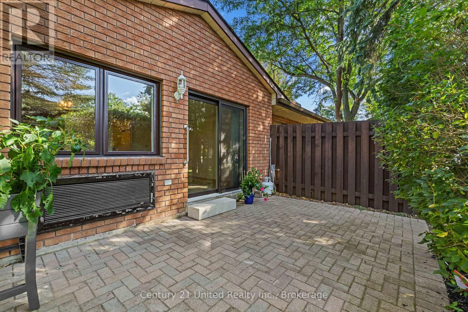 10 - 36 Champlain Crescent, Peterborough (Northcrest Ward 5), Ontario  K9L 1T1 - Photo 23 - X13802680