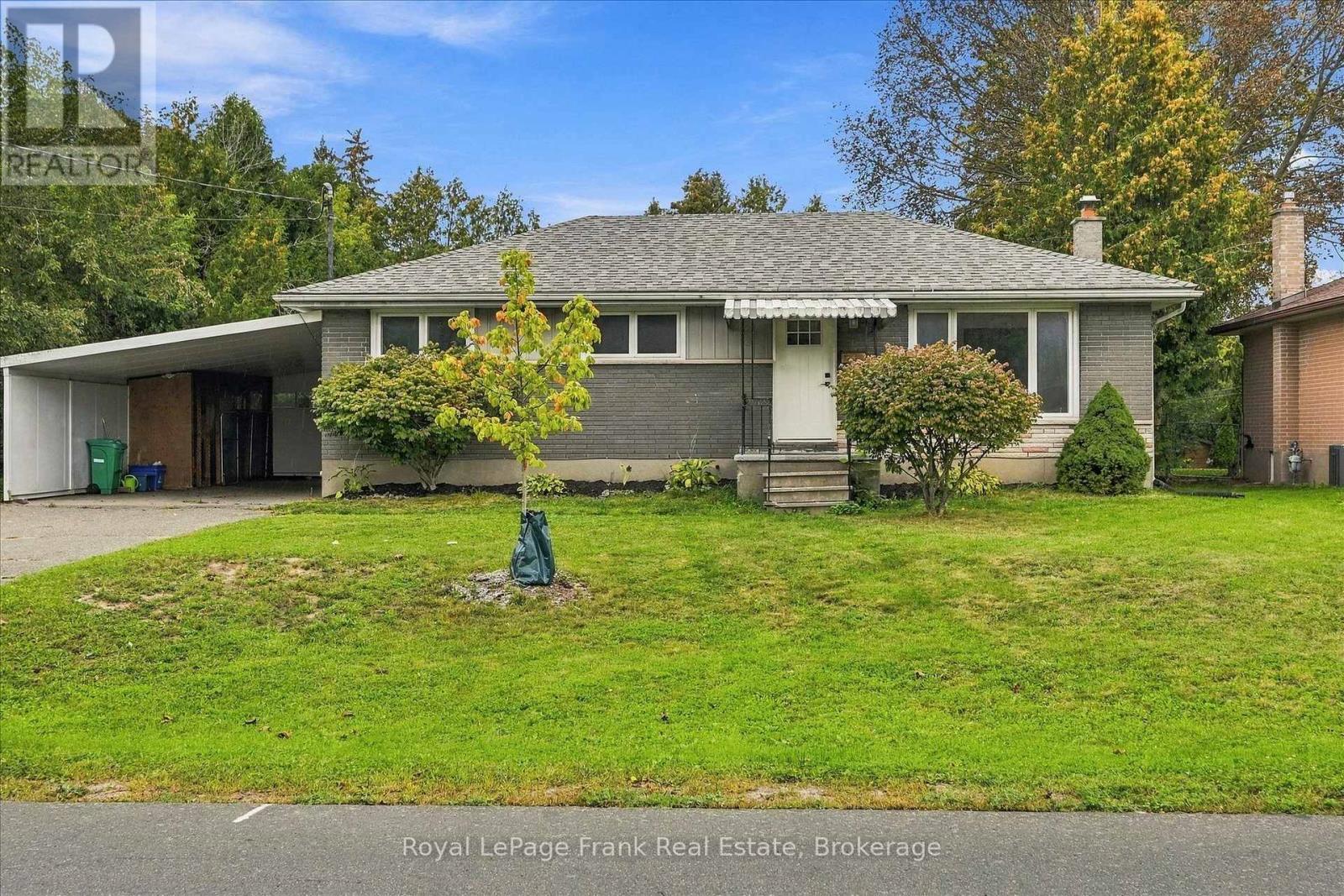19 Daleview Avenue, Peterborough (Monaghan Ward 2), Ontario  K9J 1L6 - Photo 2 - X13802998