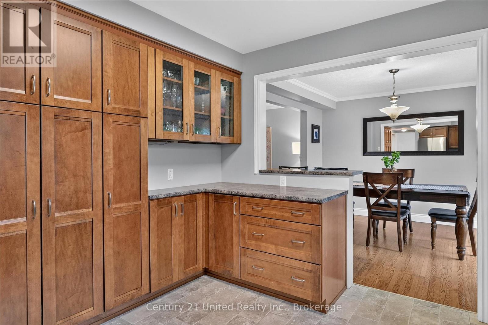 537 Montcalm Drive, Peterborough (Northcrest Ward 5), Ontario  K9H 6S9 - Photo 17 - X13803200