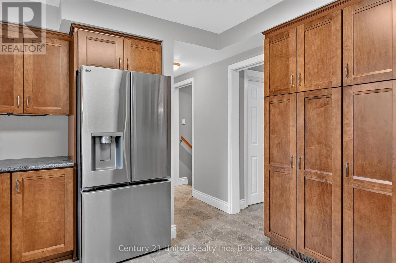 537 Montcalm Drive, Peterborough (Northcrest Ward 5), Ontario  K9H 6S9 - Photo 19 - X13803200