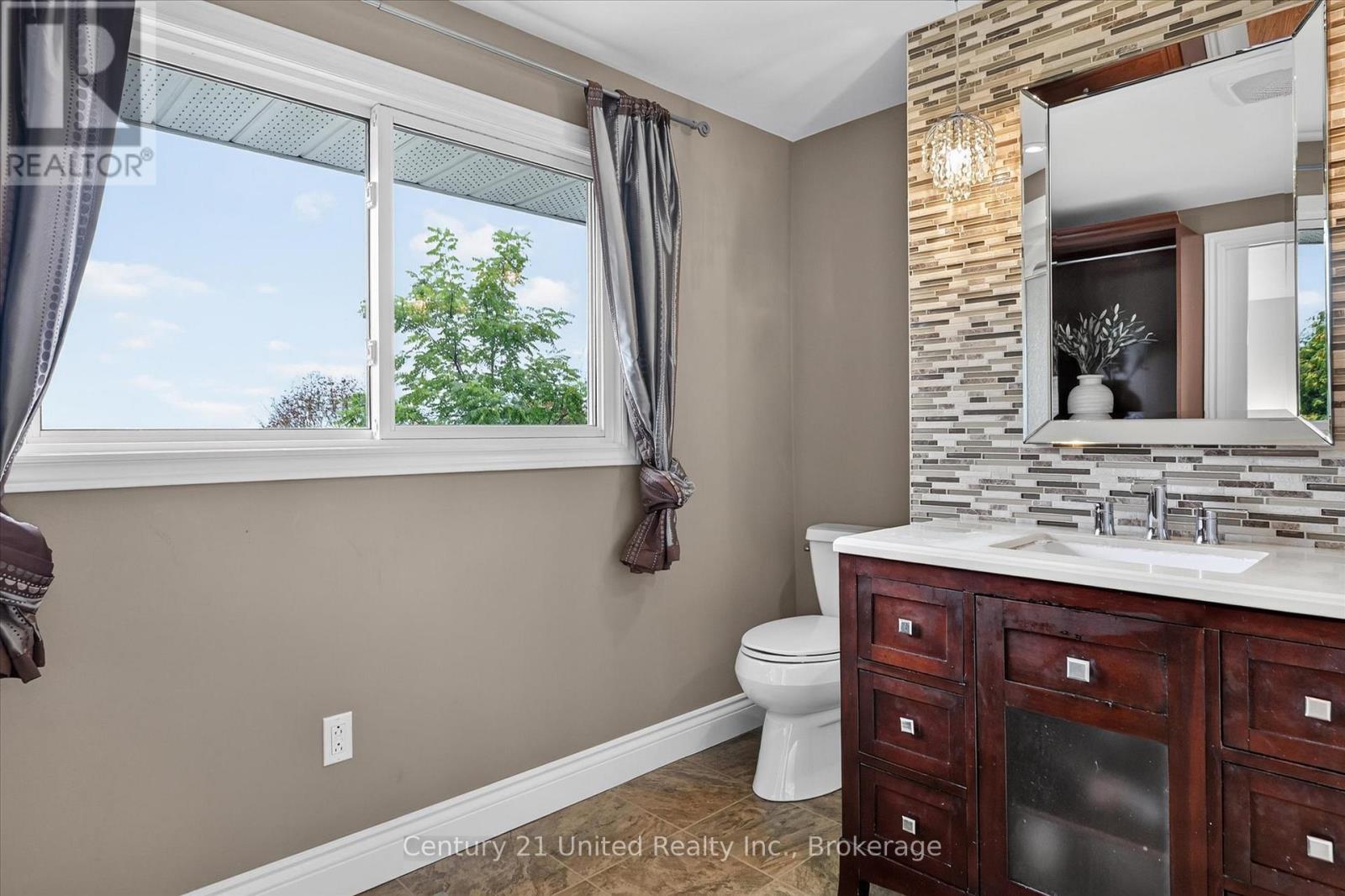537 Montcalm Drive, Peterborough (Northcrest Ward 5), Ontario  K9H 6S9 - Photo 25 - X13803200