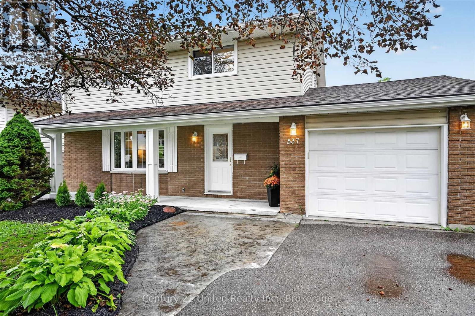 537 Montcalm Drive, Peterborough (Northcrest Ward 5), Ontario  K9H 6S9 - Photo 3 - X13803200