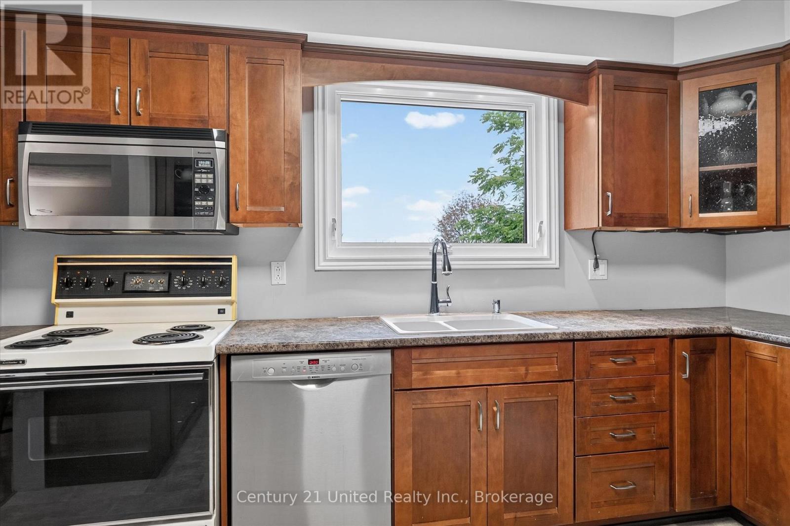 537 Montcalm Drive, Peterborough (Northcrest Ward 5), Ontario  K9H 6S9 - Photo 50 - X13803200