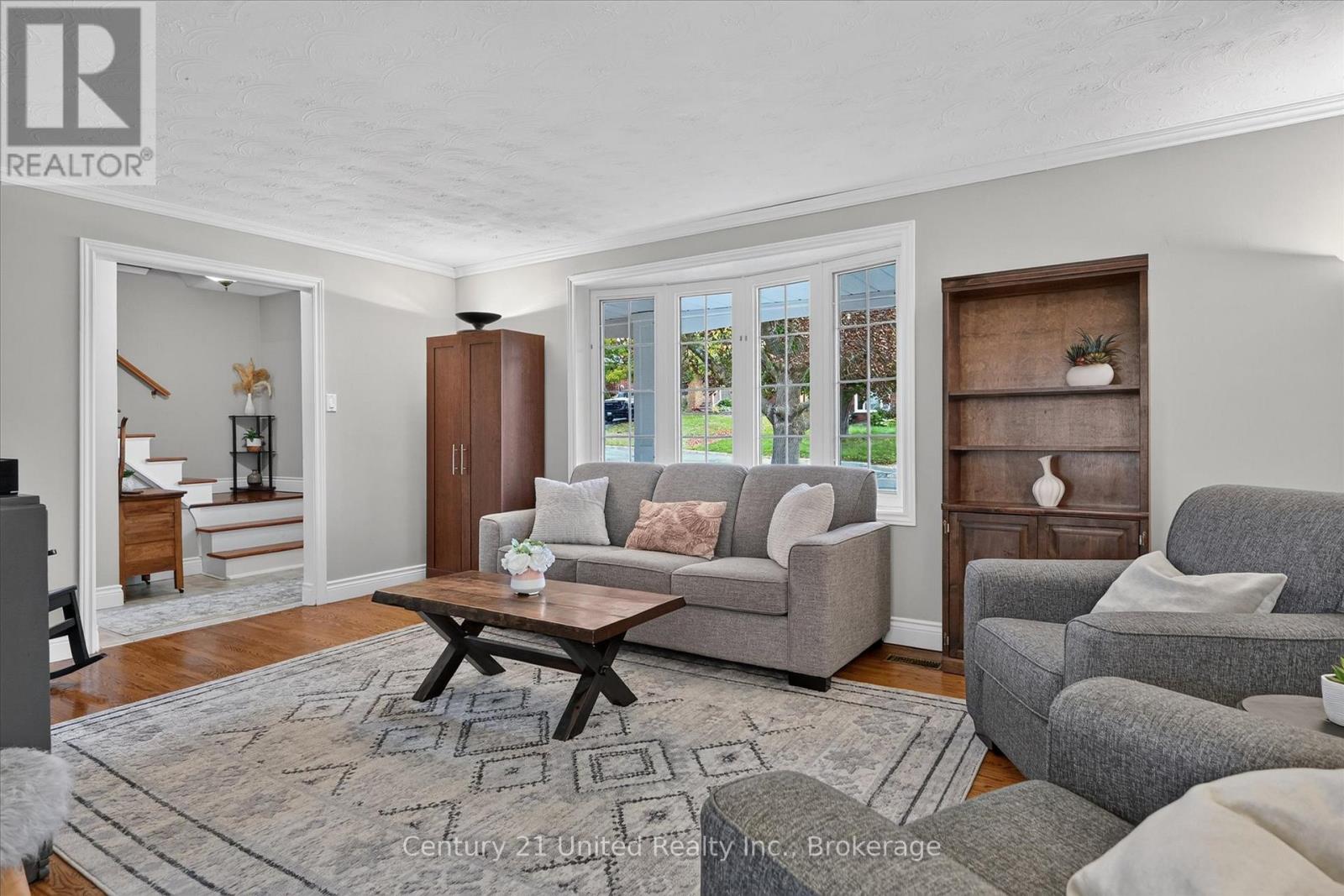 537 Montcalm Drive, Peterborough (Northcrest Ward 5), Ontario  K9H 6S9 - Photo 6 - X13803200