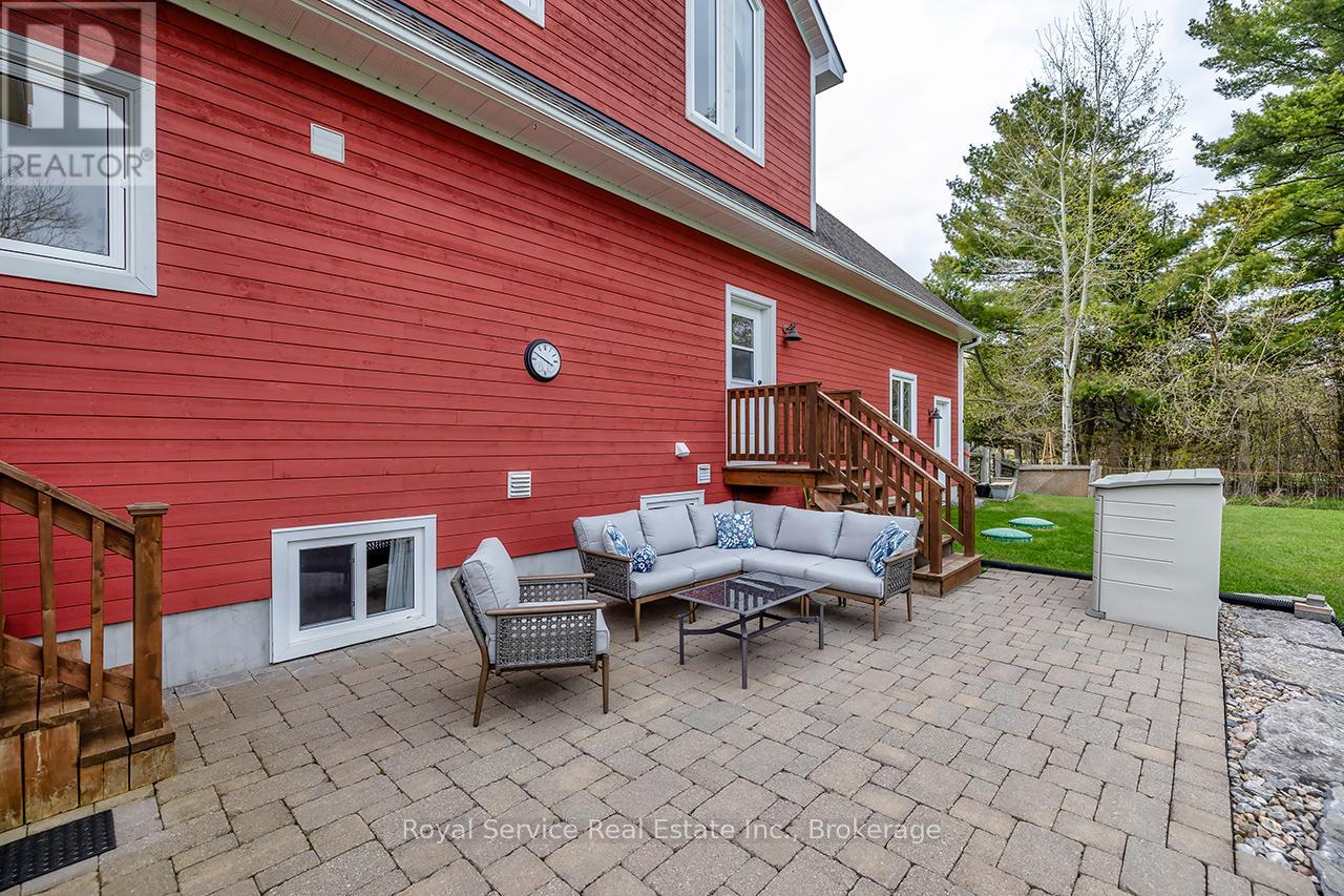 709 Carveth Drive, Cavan Monaghan (Cavan Twp), Ontario  L0A 1G0 - Photo 35 - X13803594
