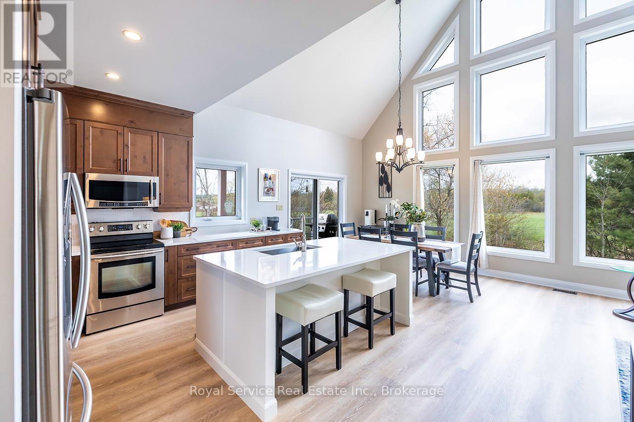 709 Carveth Drive, Cavan Monaghan (Cavan Twp), Ontario  L0A 1G0 - Photo 6 - X13803594