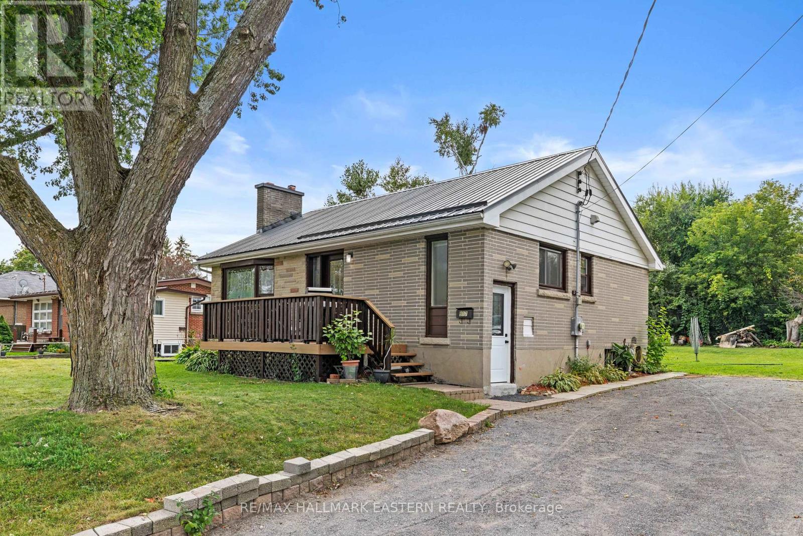 917 Webber Avenue, Peterborough (Otonabee Ward 1), Ontario  K9J 5X9 - Photo 5 - X13803860