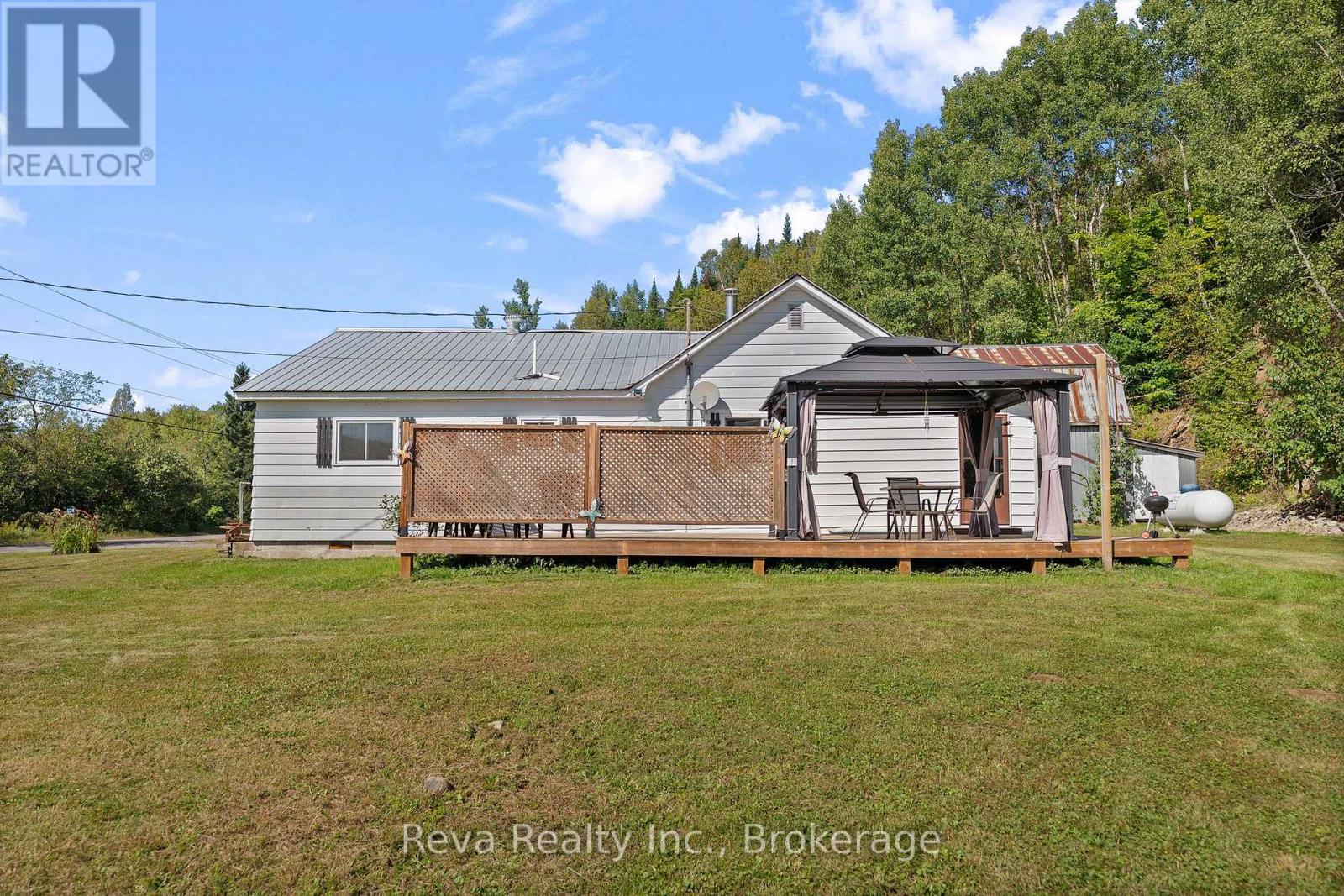 834 Hybla Road, Hastings Highlands (Monteagle Ward), Ontario  K0L 1C0 - Photo 18 - X13805086