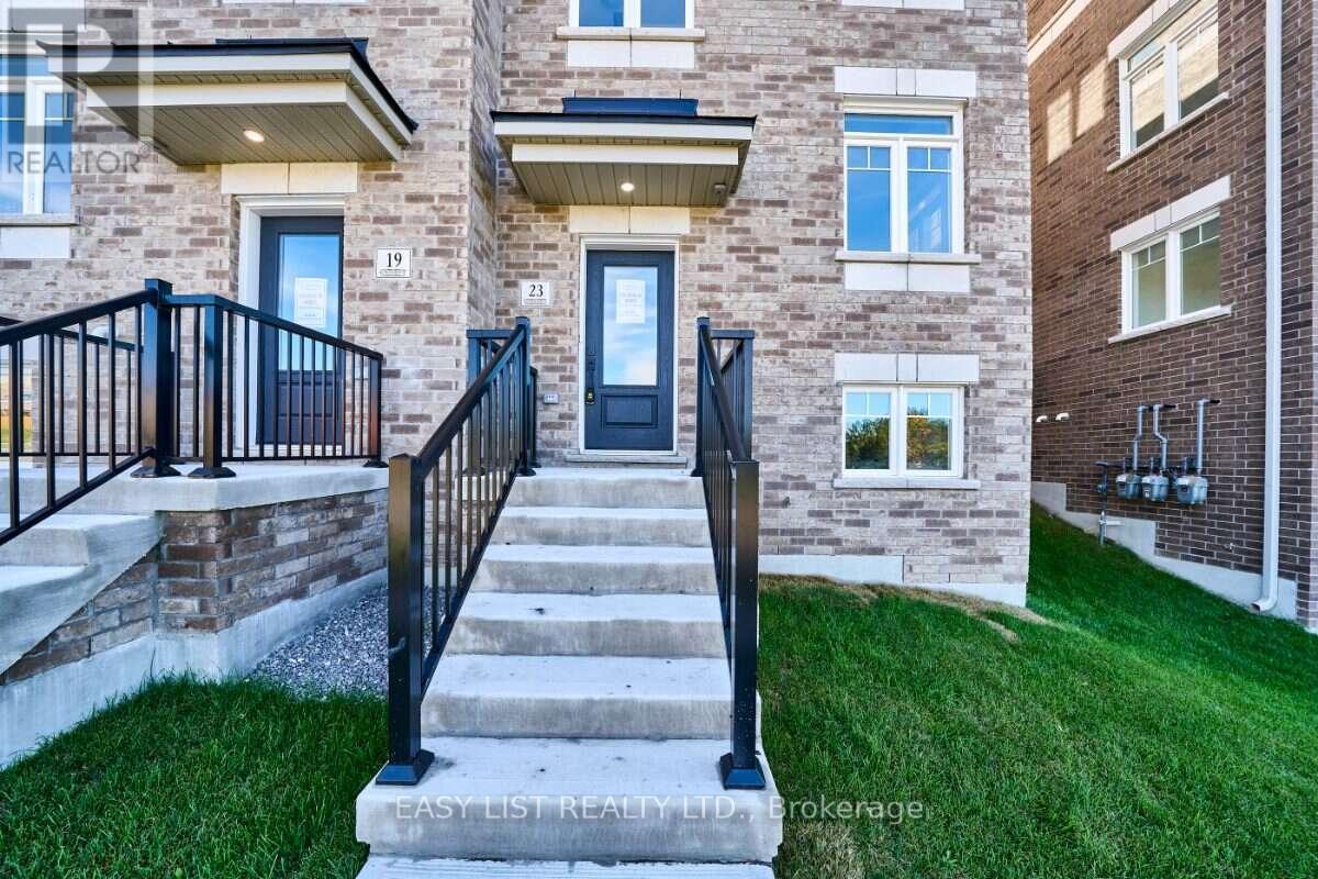 23 Addyman Crescent, Clarington (Newcastle), Ontario  L1B 0X4 - Photo 4 - E13805300