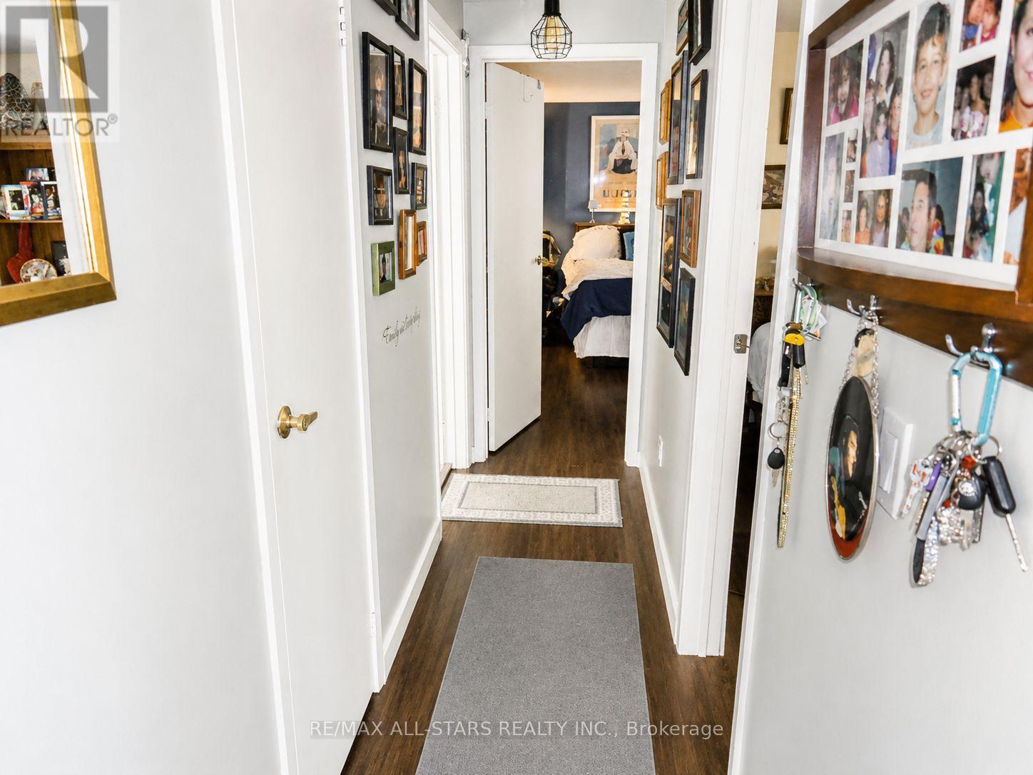 17 Pineridge Court, Clarington (Newcastle), Ontario  L1B 1B9 - Photo 7 - E13805908