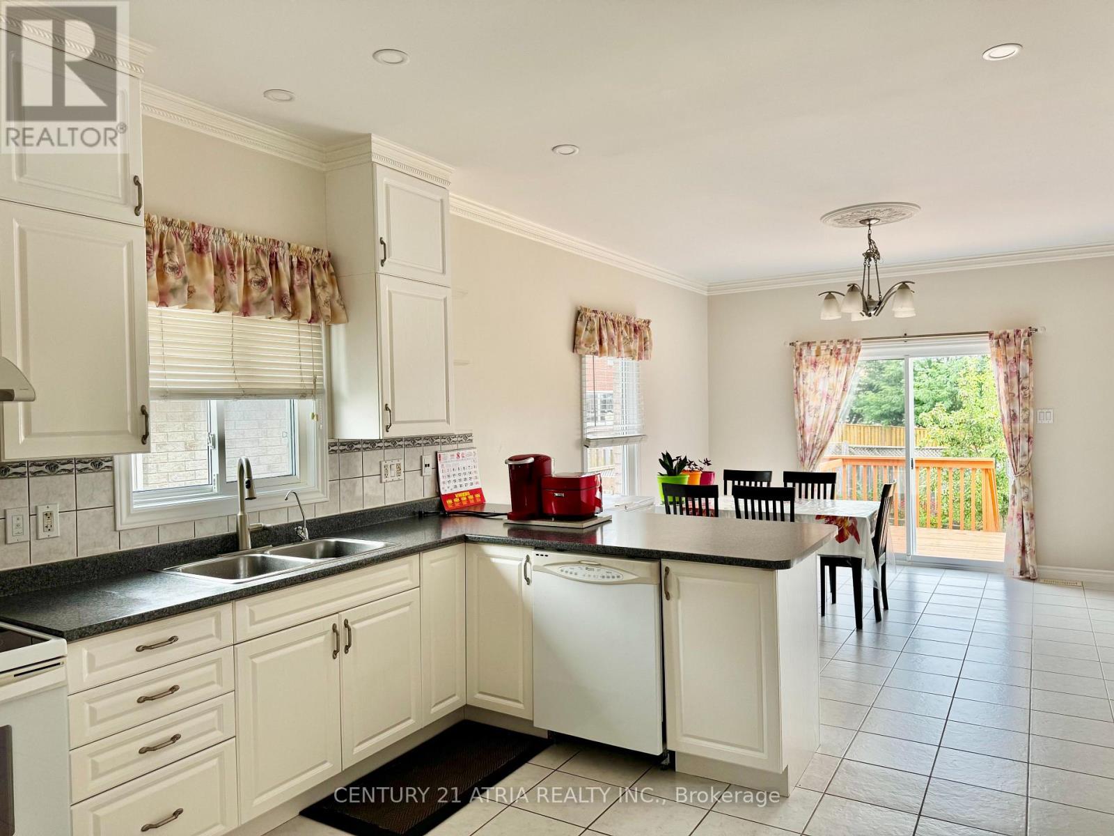 1688 Keppler Crescent, Peterborough (Monaghan Ward 2), Ontario  K9K 2P5 - Photo 4 - X13806928