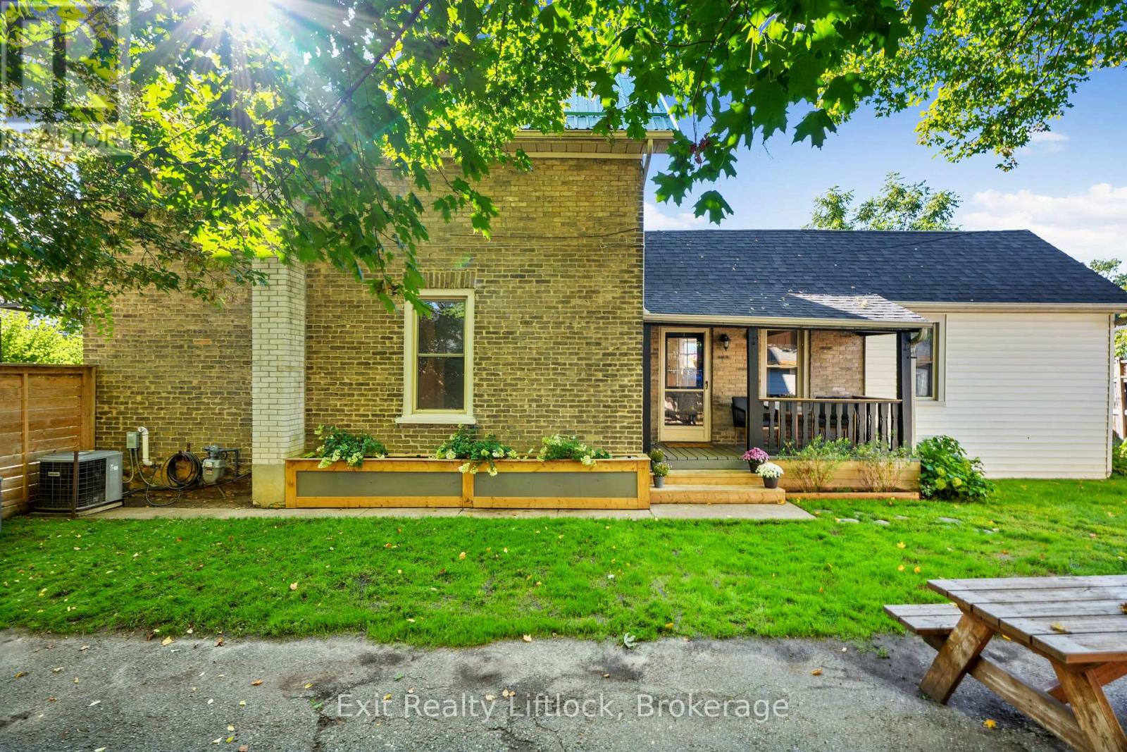 21 Aylmer Street S, Peterborough (Town Ward 3), Ontario  K9J 3H6 - Photo 34 - X13807952
