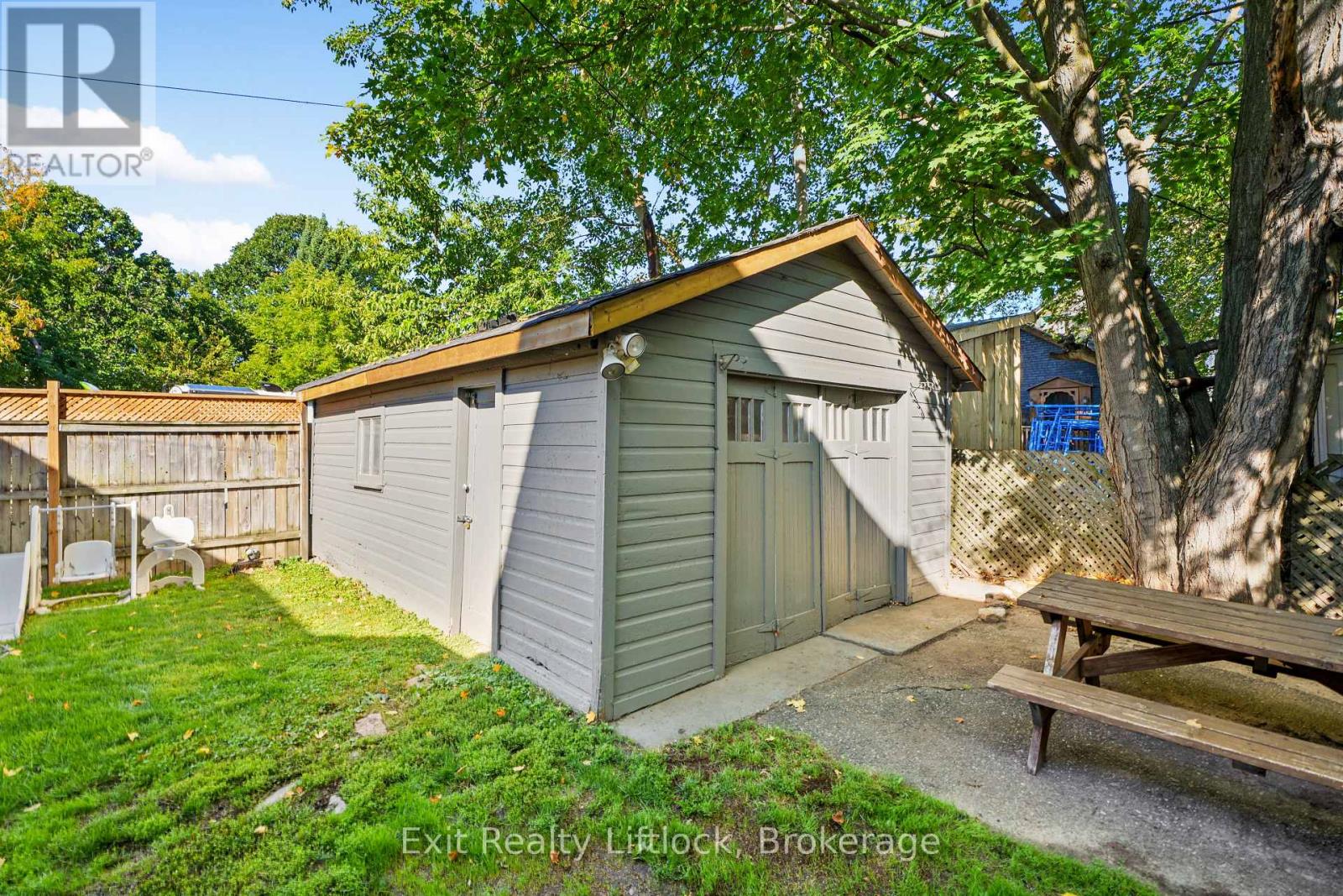21 Aylmer Street S, Peterborough (Town Ward 3), Ontario  K9J 3H6 - Photo 35 - X13807952