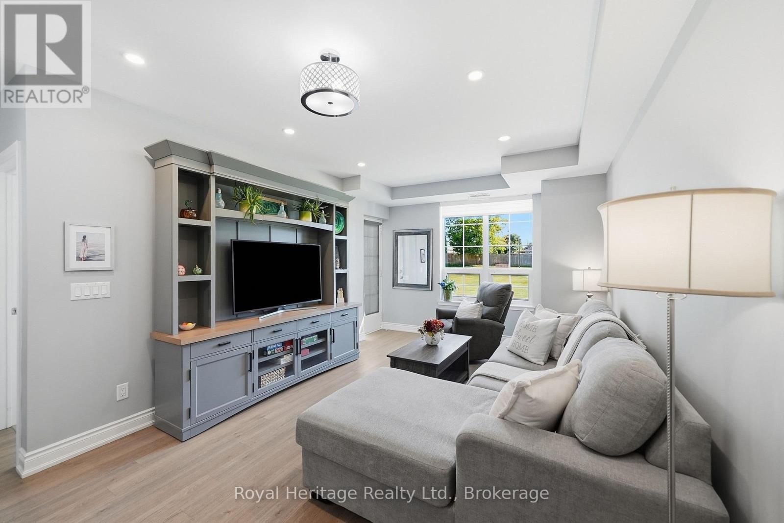 106 - 21 Brookhouse Drive, Clarington (Newcastle), Ontario  L1B 0V4 - Photo 11 - E13808000