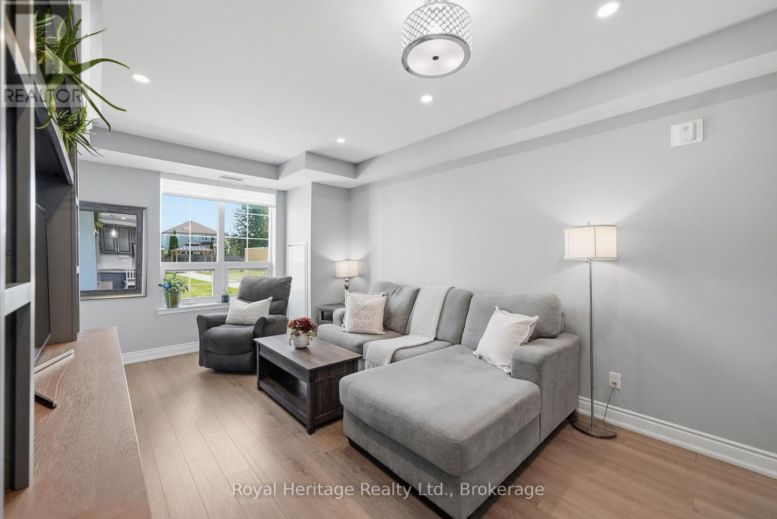 106 - 21 Brookhouse Drive, Clarington (Newcastle), Ontario  L1B 0V4 - Photo 12 - E13808000