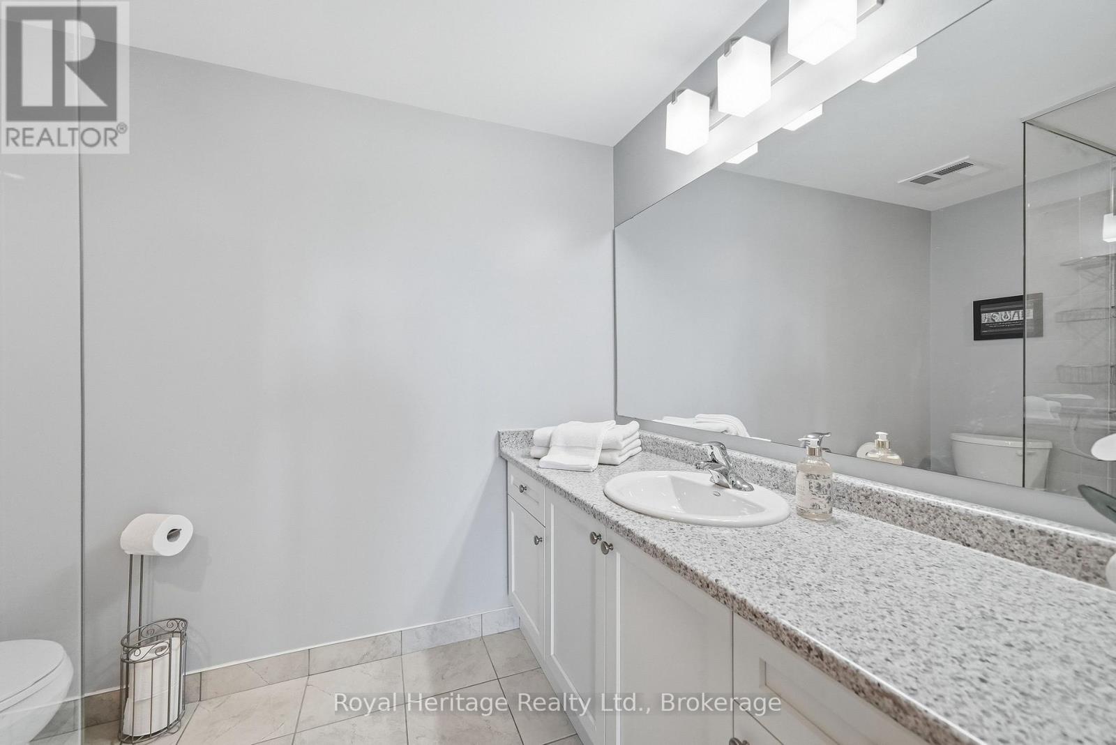 106 - 21 Brookhouse Drive, Clarington (Newcastle), Ontario  L1B 0V4 - Photo 18 - E13808000