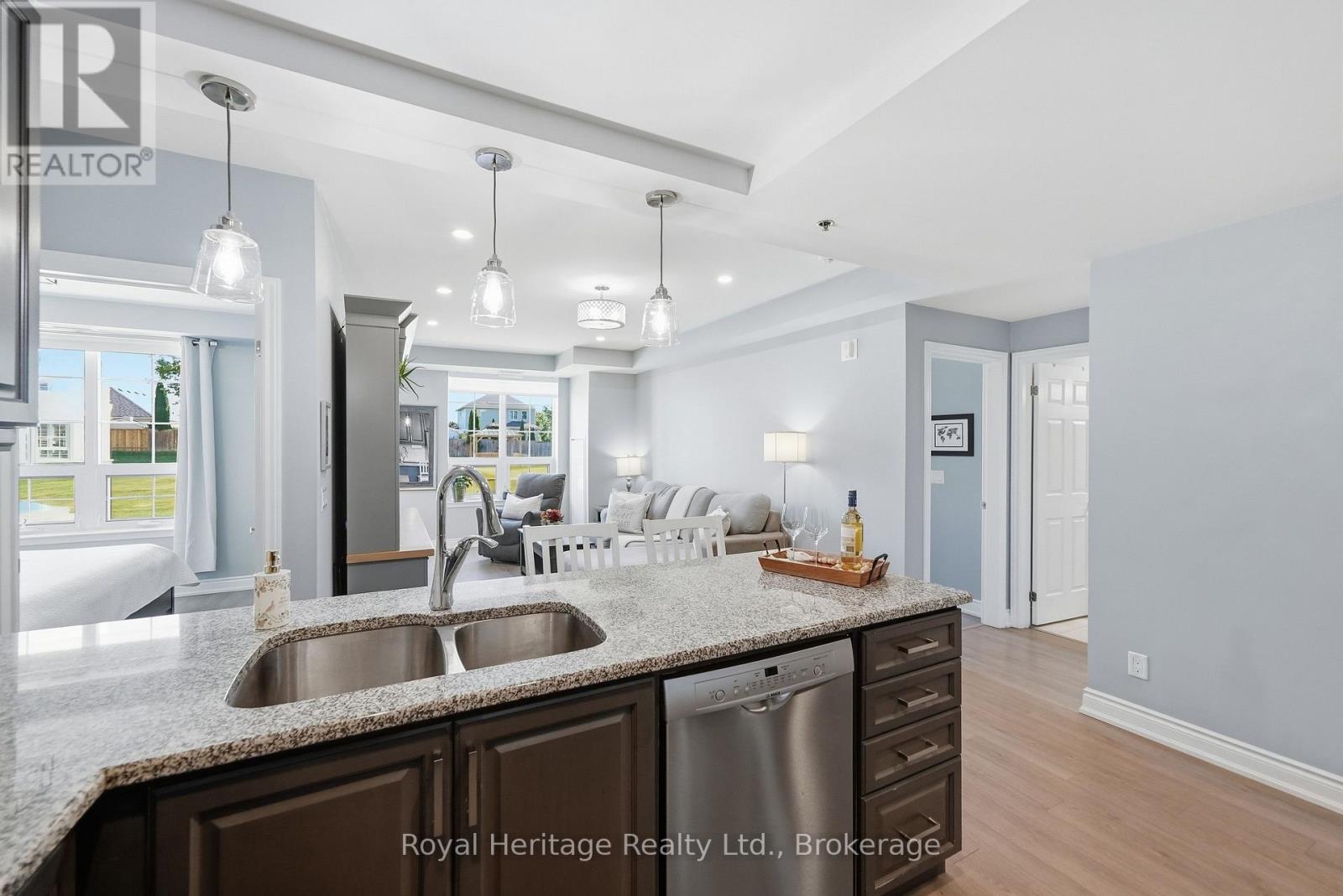106 - 21 Brookhouse Drive, Clarington (Newcastle), Ontario  L1B 0V4 - Photo 7 - E13808000