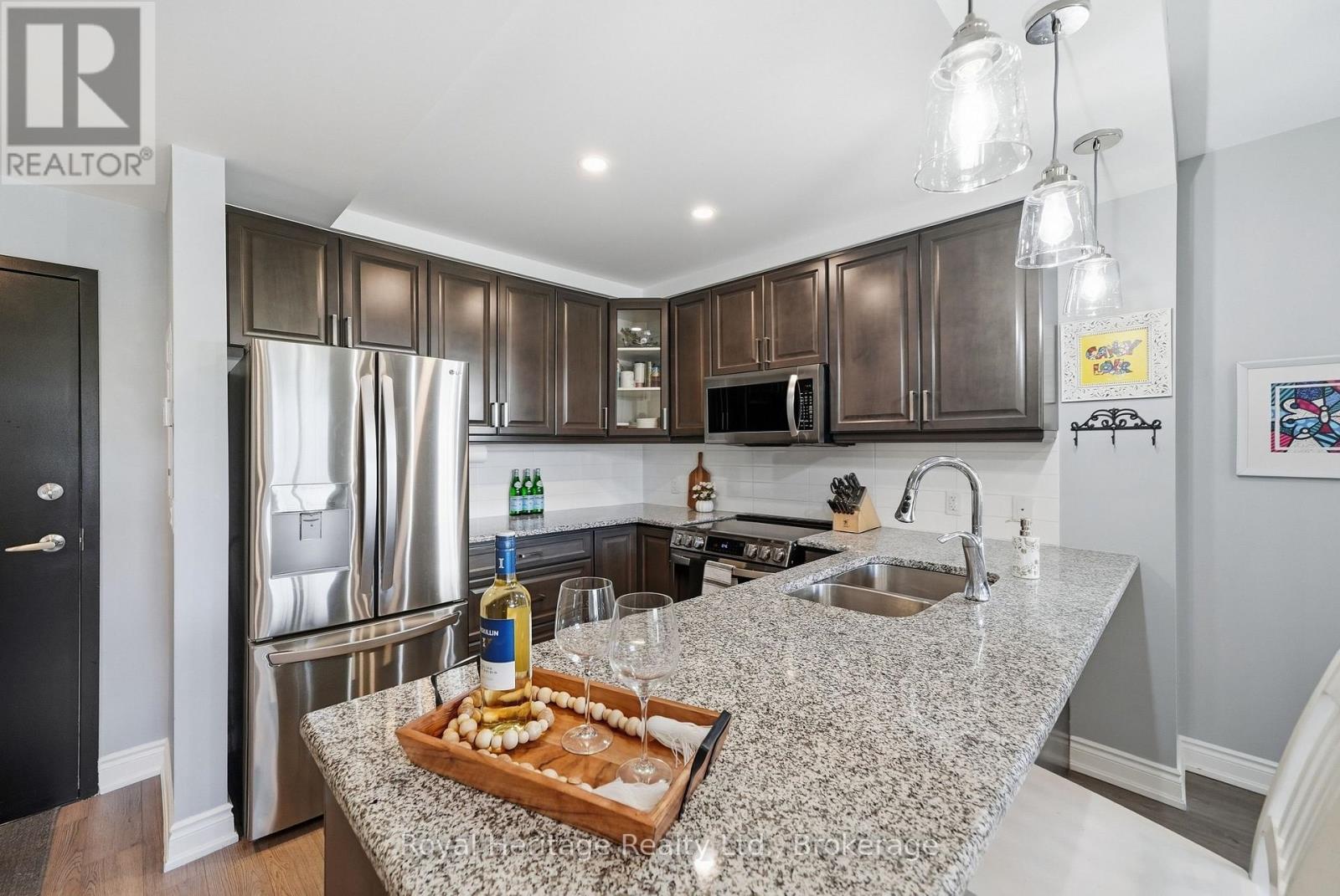 106 - 21 Brookhouse Drive, Clarington (Newcastle), Ontario  L1B 0V4 - Photo 9 - E13808000