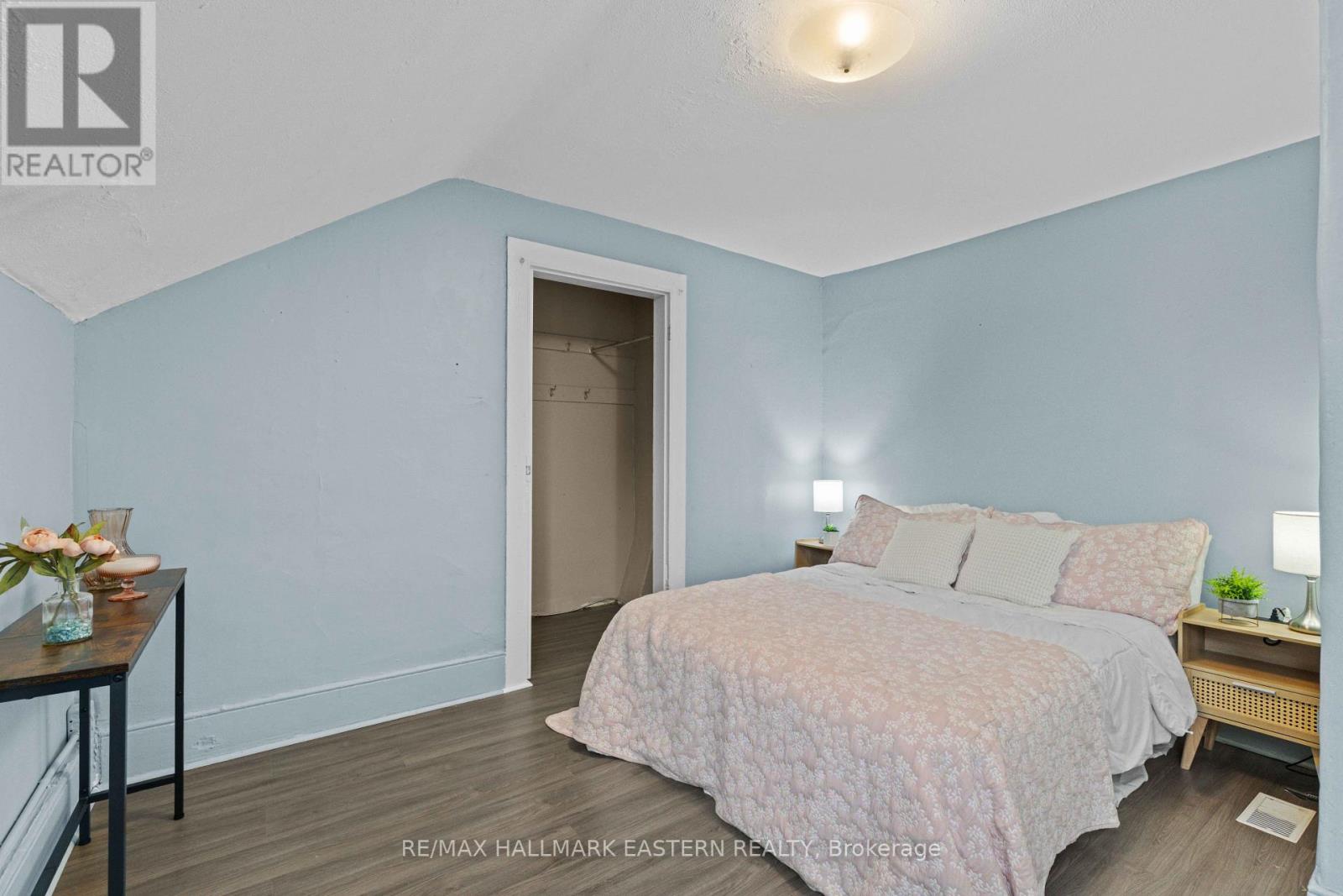 284-288 Brock Street, Peterborough (Town Ward 3), Ontario  K9H 2R1 - Photo 17 - X13808512