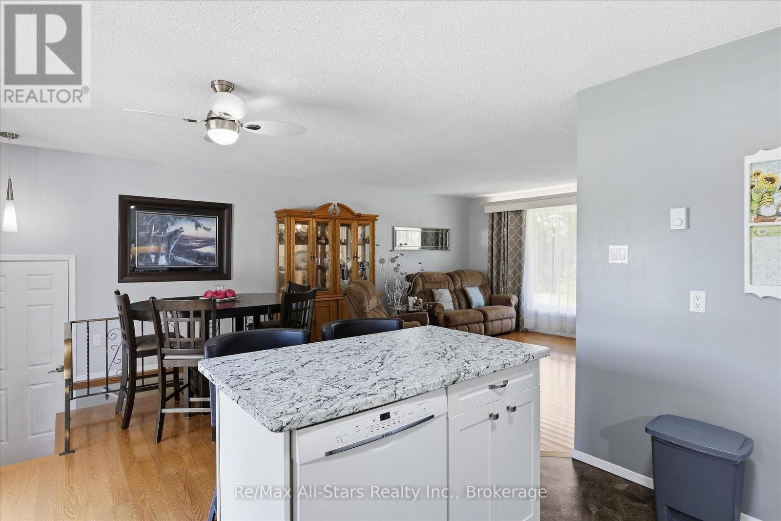 10 Emily Street N, Kawartha Lakes (Omemee), Ontario  K0L 2W0 - Photo 11 - X13808578