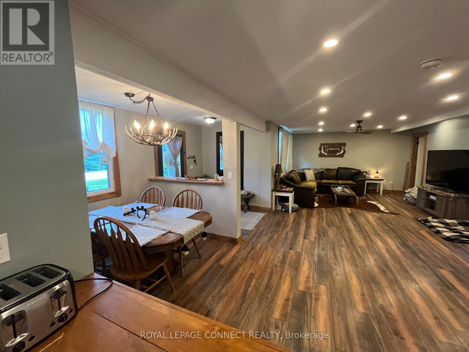 190 Pontypool Road, Kawartha Lakes (Manvers), Ontario  L0A 1K0 - Photo 3 - X13808706