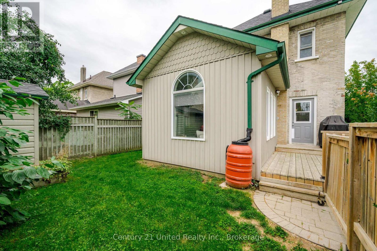 598 Downie Street, Peterborough (Town Ward 3), Ontario  K9H 4K1 - Photo 39 - X13809272