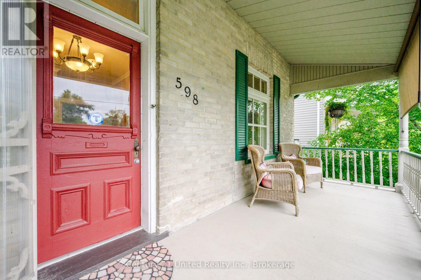 598 Downie Street, Peterborough (Town Ward 3), Ontario  K9H 4K1 - Photo 4 - X13809272