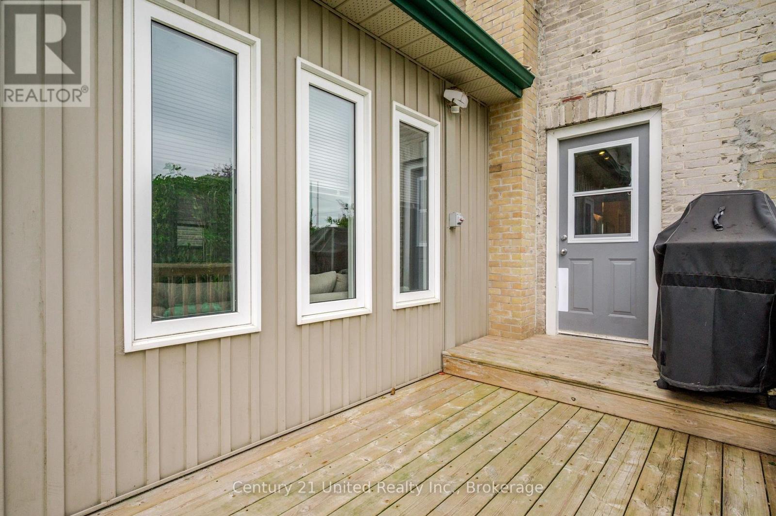 598 Downie Street, Peterborough (Town Ward 3), Ontario  K9H 4K1 - Photo 44 - X13809272