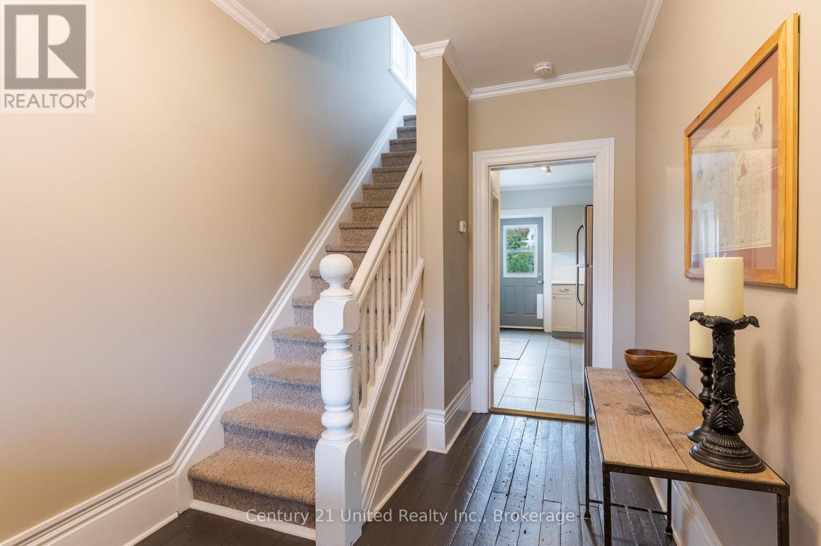 598 Downie Street, Peterborough (Town Ward 3), Ontario  K9H 4K1 - Photo 7 - X13809272