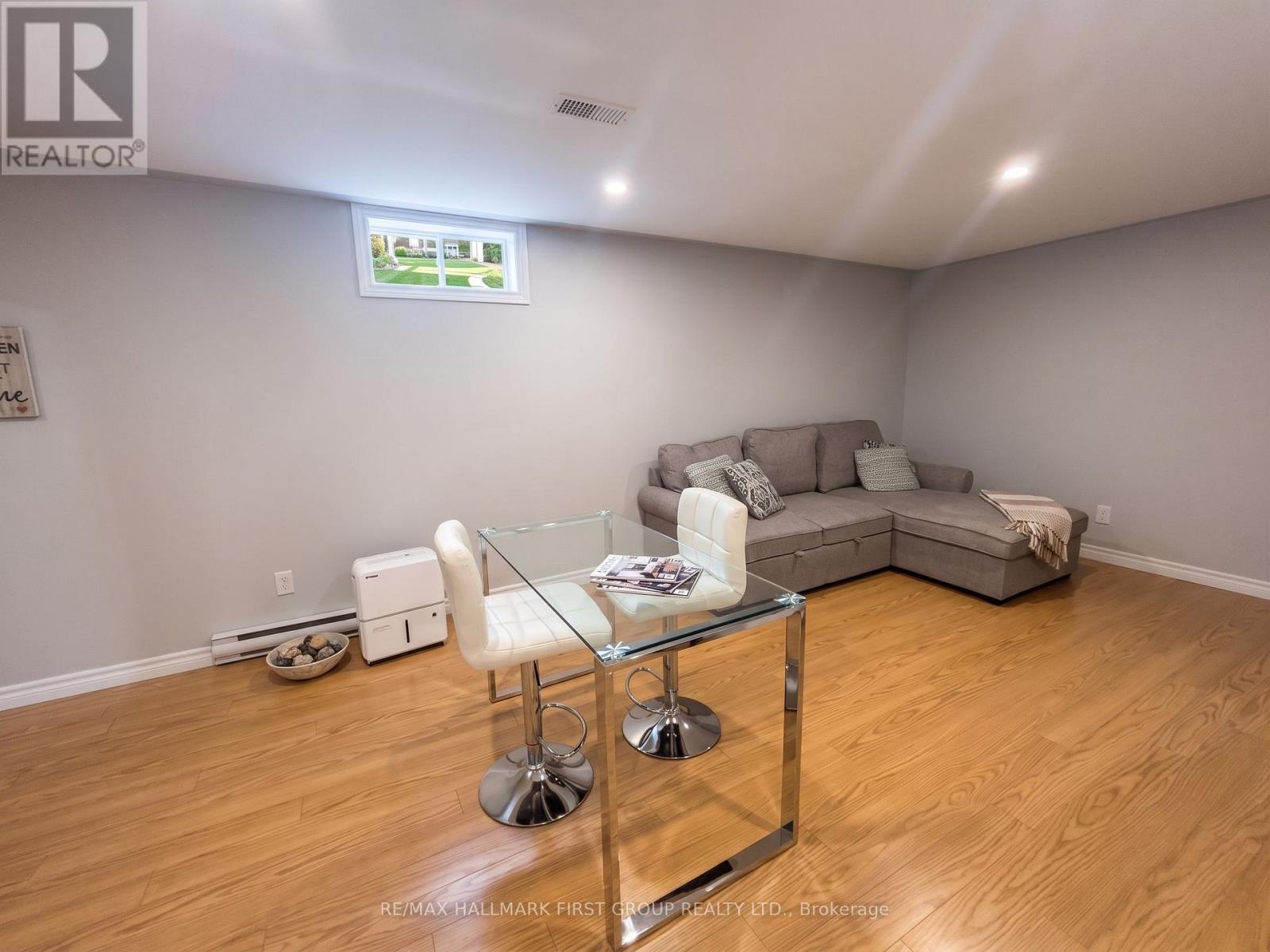 #lower - 640 Pinewood Drive, Peterborough (Otonabee Ward 1), Ontario  K9K 1L2 - Photo 5 - X13809348