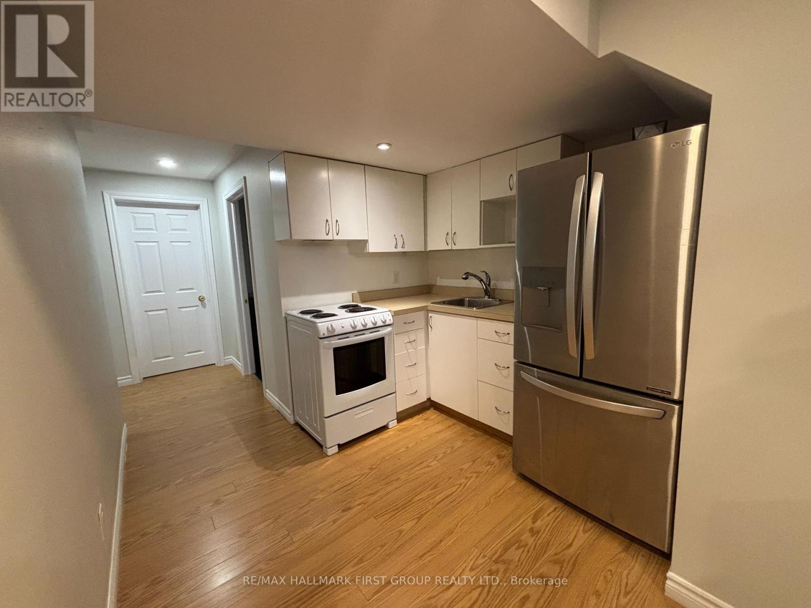 #lower - 640 Pinewood Drive, Peterborough (Otonabee Ward 1), Ontario  K9K 1L2 - Photo 7 - X13809348