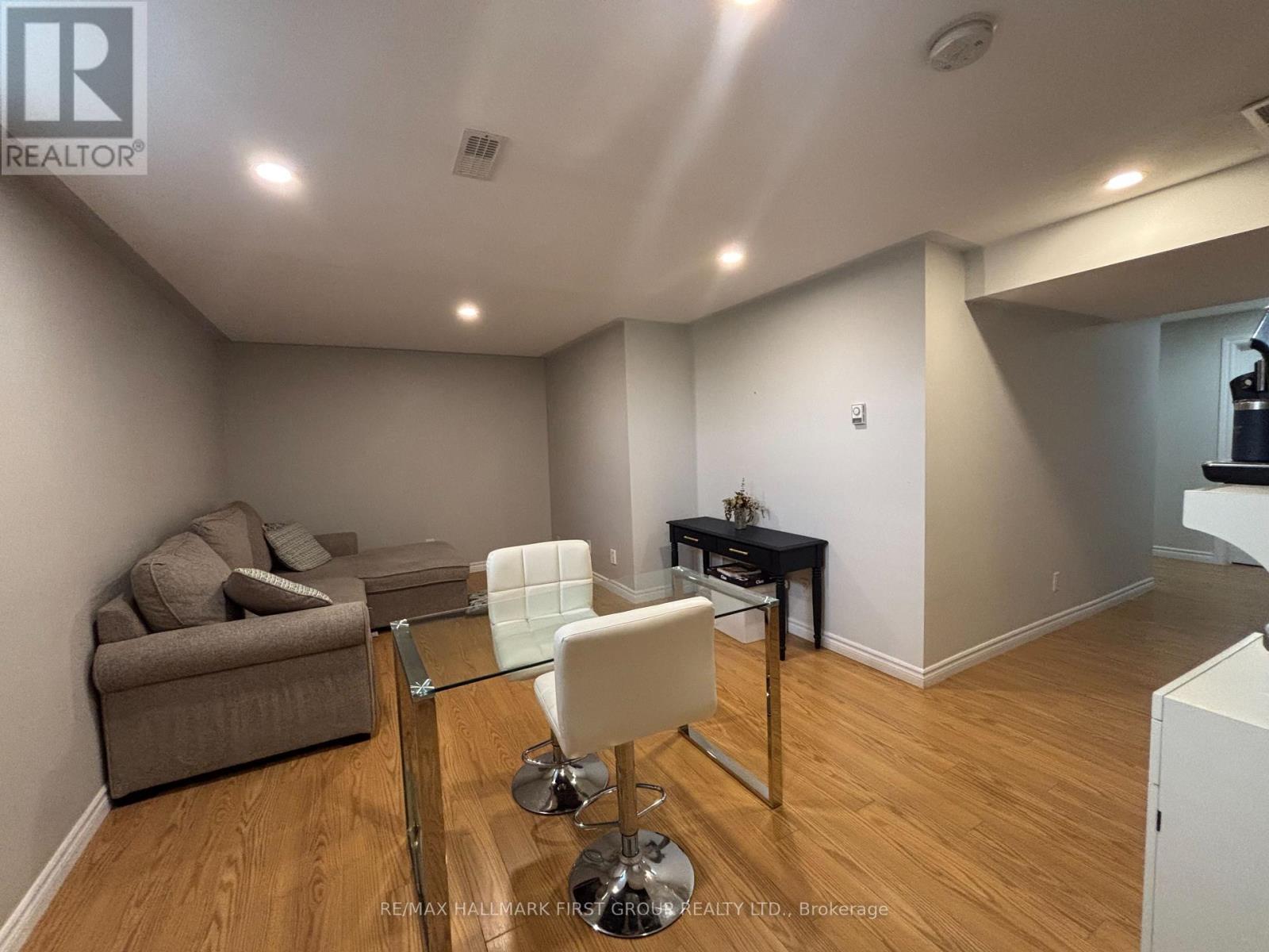 #lower - 640 Pinewood Drive, Peterborough (Otonabee Ward 1), Ontario  K9K 1L2 - Photo 8 - X13809348