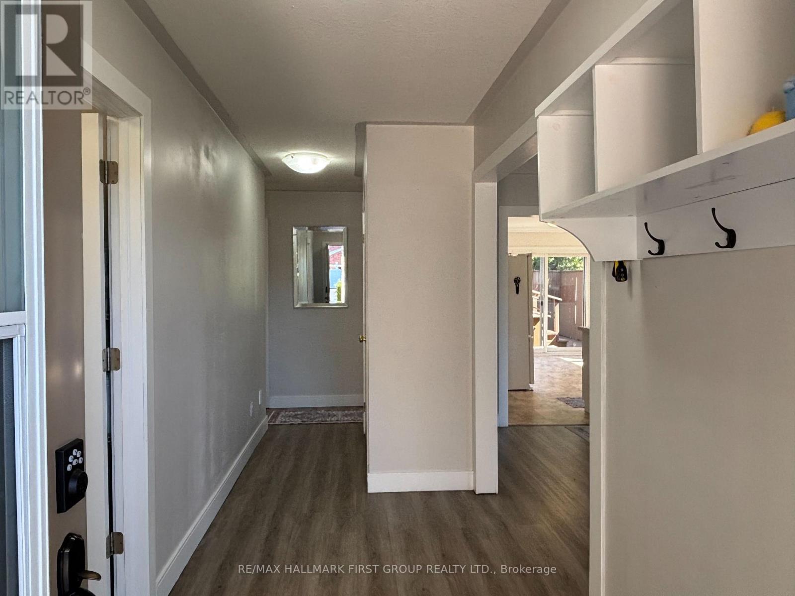 #upper - 640 Pinewood Drive, Peterborough (Otonabee Ward 1), Ontario  K9K 1L2 - Photo 3 - X13809362