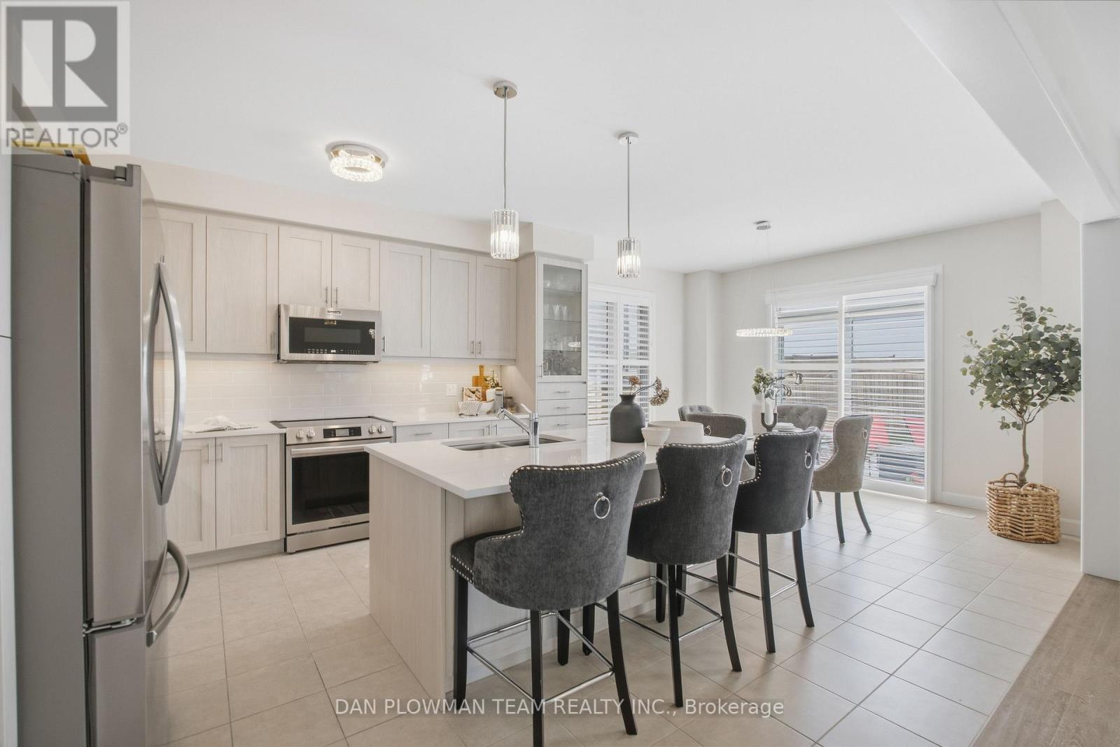 713 Latimer Way, Peterborough (Monaghan Ward 2), Ontario  K9K 0H4 - Photo 14 - X13809786