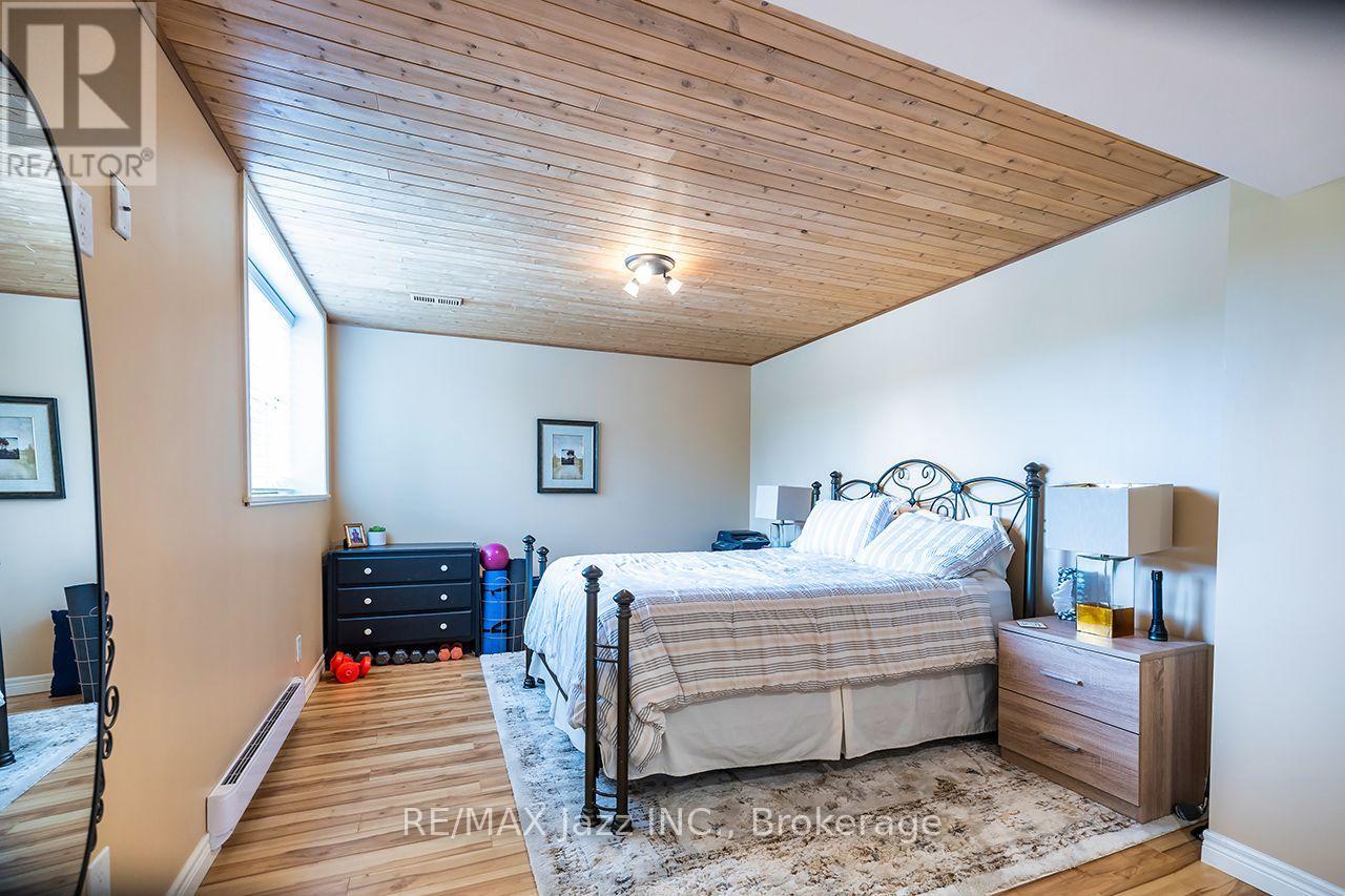 144 Long Island, Otonabee-South Monaghan, Ontario  K9J 6X8 - Photo 16 - X13810742