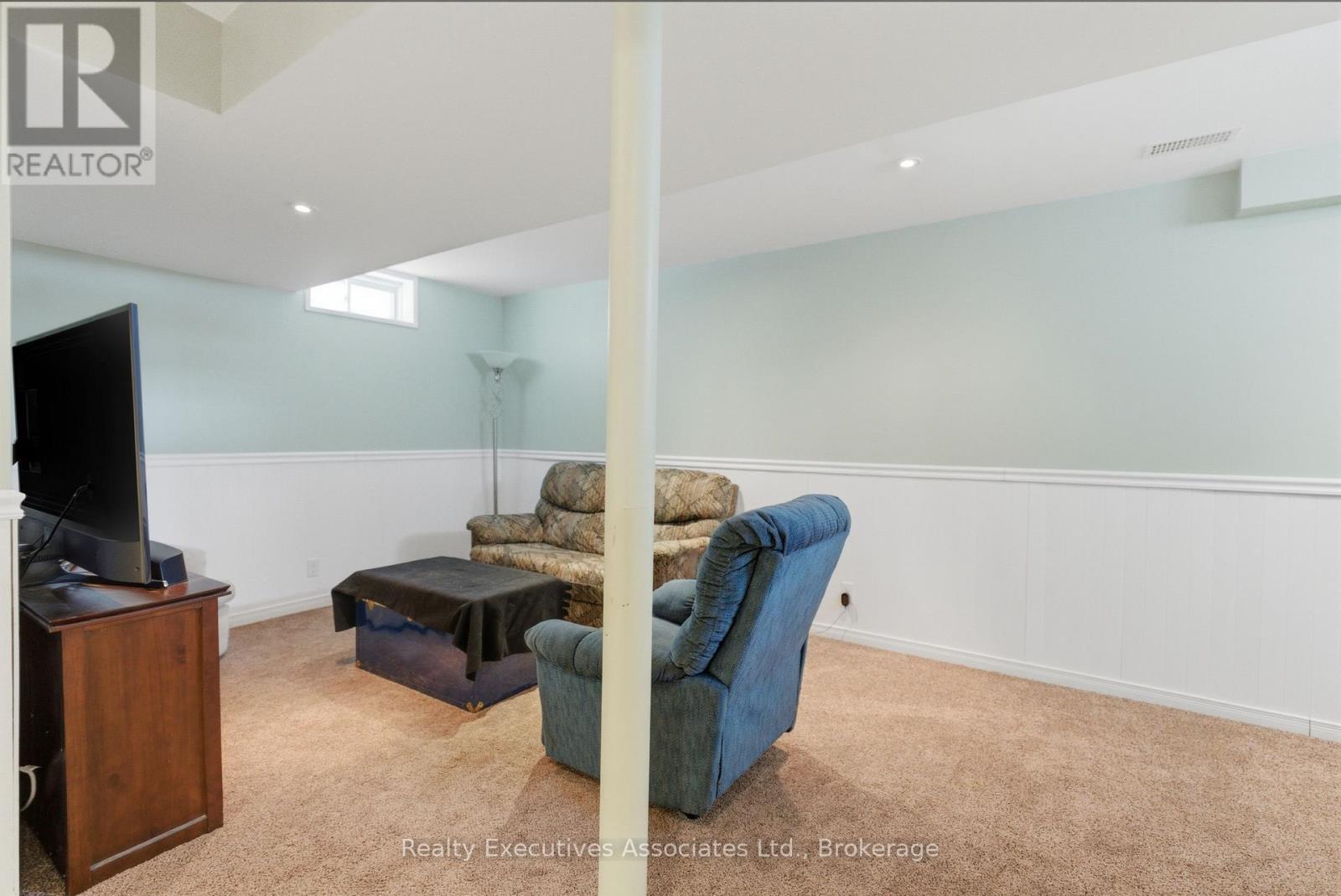 71 Truax Street, Kawartha Lakes (Lindsay), Ontario  K9V 0E3 - Photo 15 - X13812460