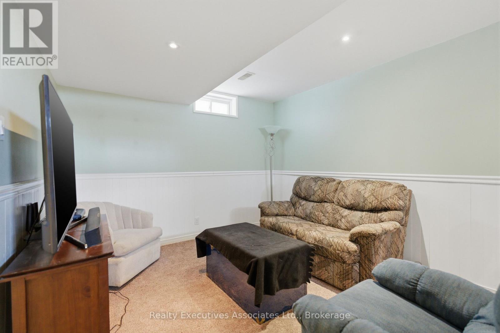 71 Truax Street, Kawartha Lakes (Lindsay), Ontario  K9V 0E3 - Photo 16 - X13812460