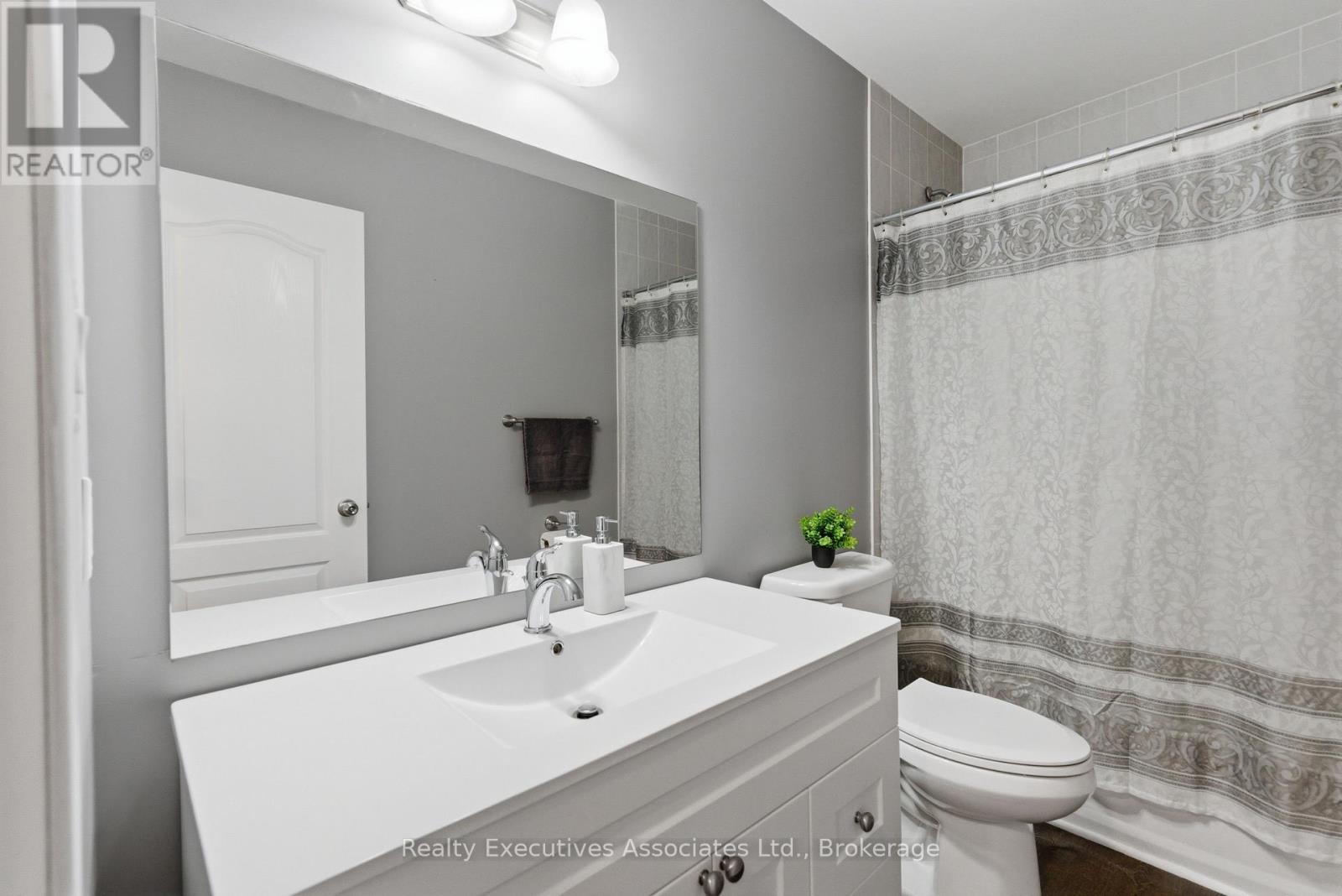 71 Truax Street, Kawartha Lakes (Lindsay), Ontario  K9V 0E3 - Photo 34 - X13812460
